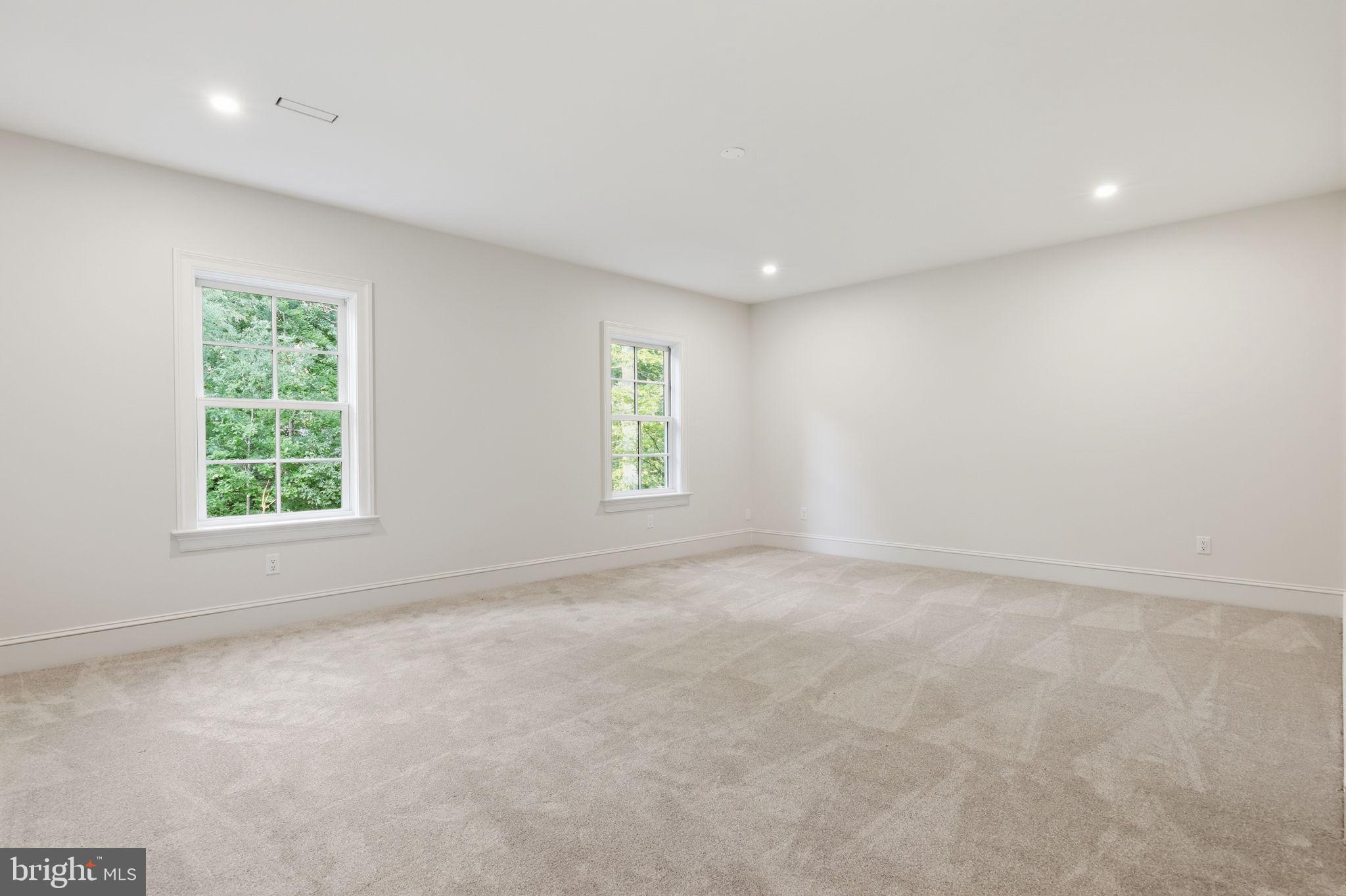 DOYLESTOWN - Residential