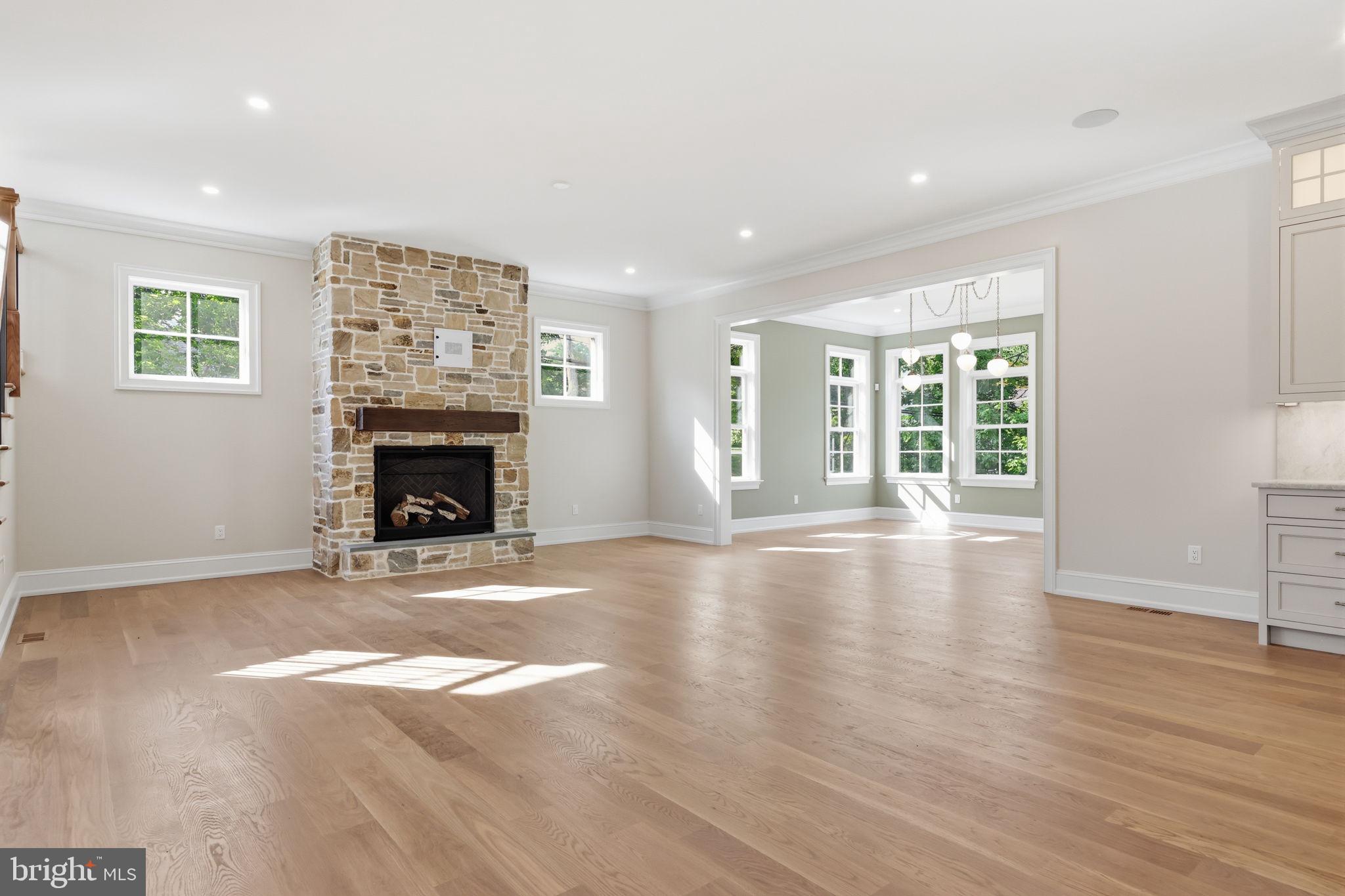 DOYLESTOWN - Residential