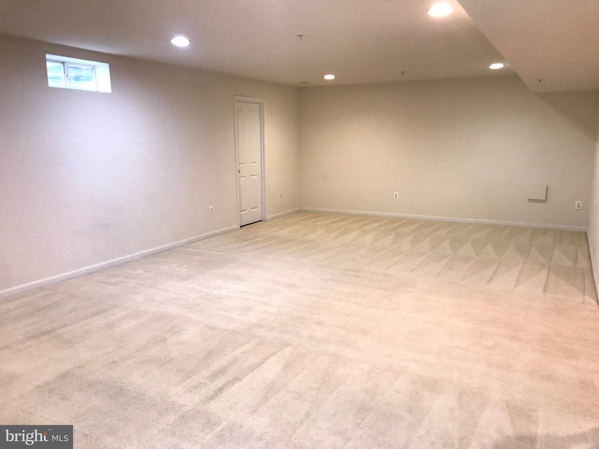 CLARKSBURG VILLAGE - Residential Lease