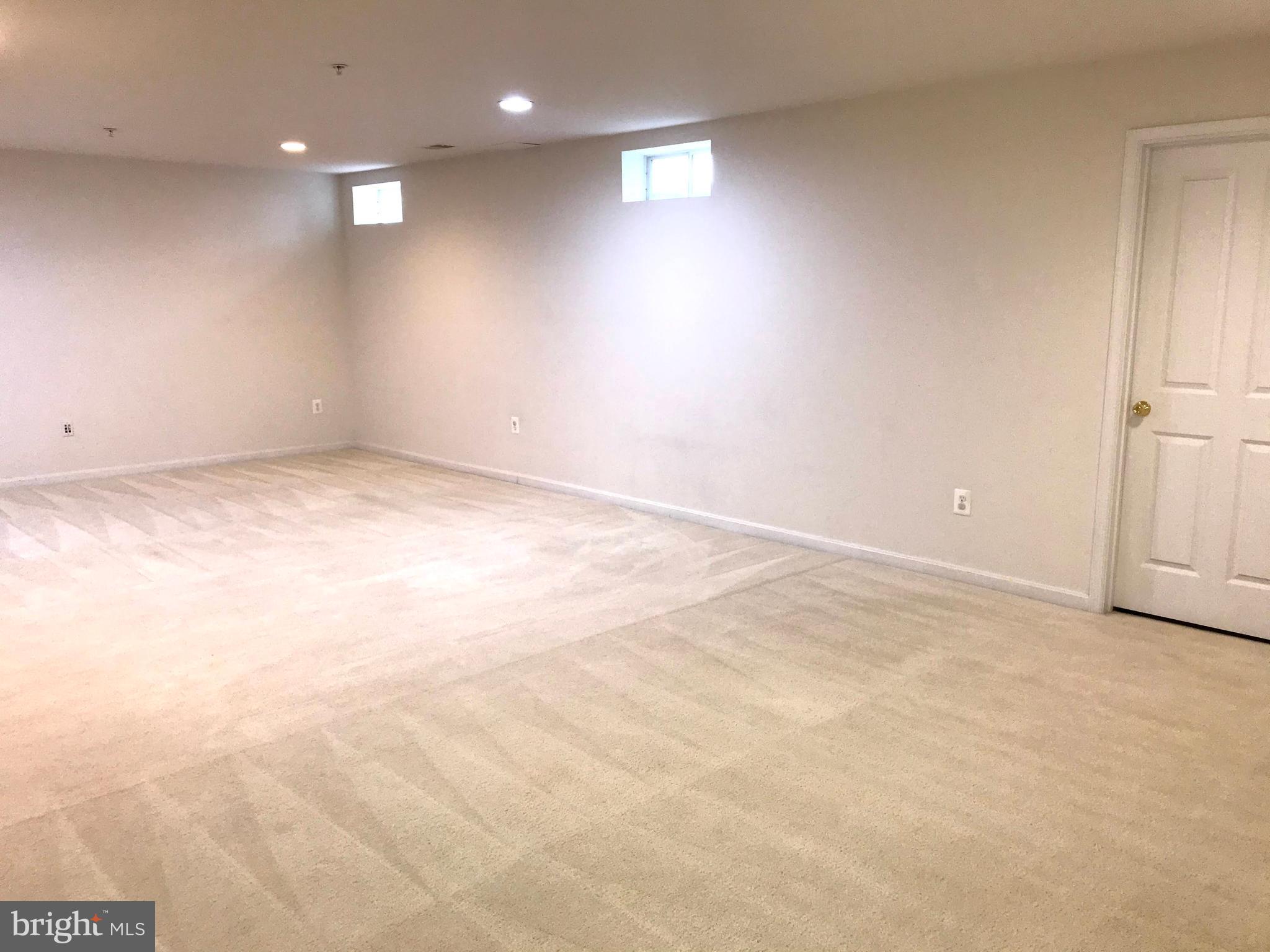 CLARKSBURG VILLAGE - Residential Lease