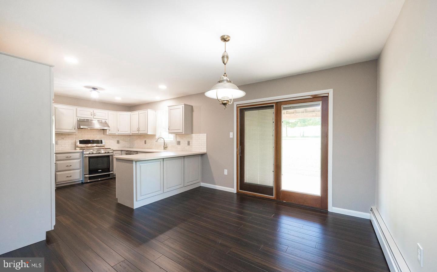 MAPLE SPRINGS - Residential