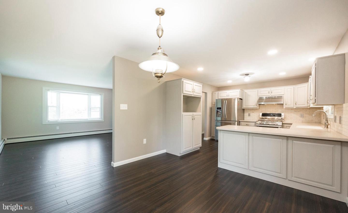MAPLE SPRINGS - Residential