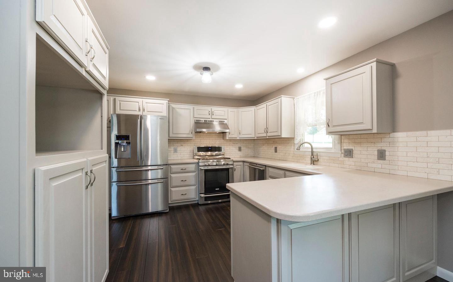 MAPLE SPRINGS - Residential