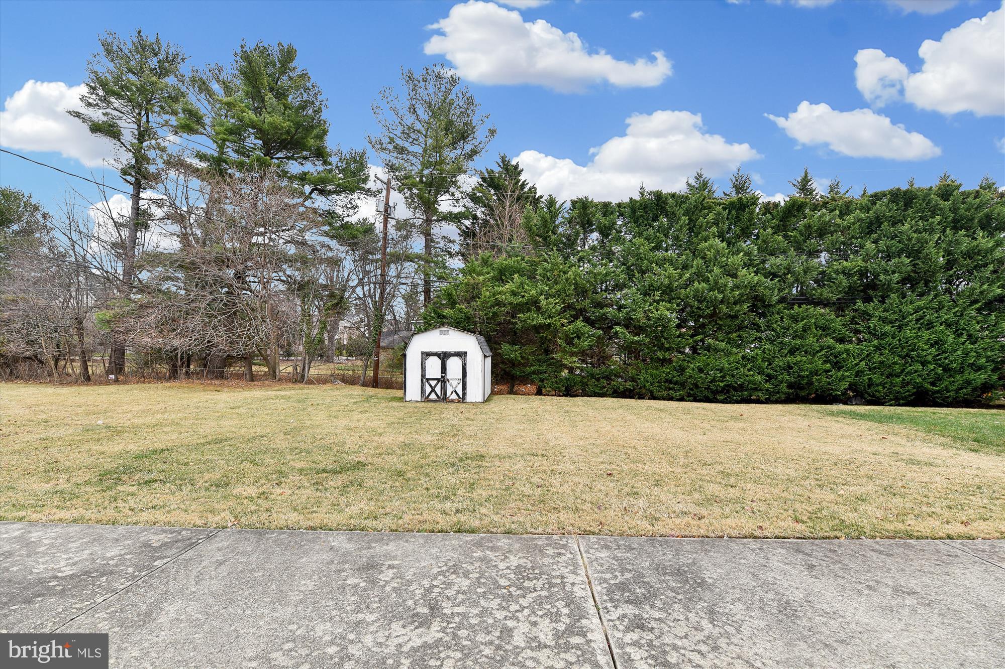 SEVEN MILE - Residential