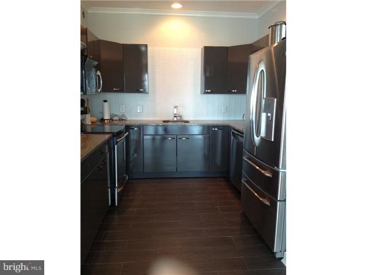 WATERFRONT SQUARE - Residential Lease