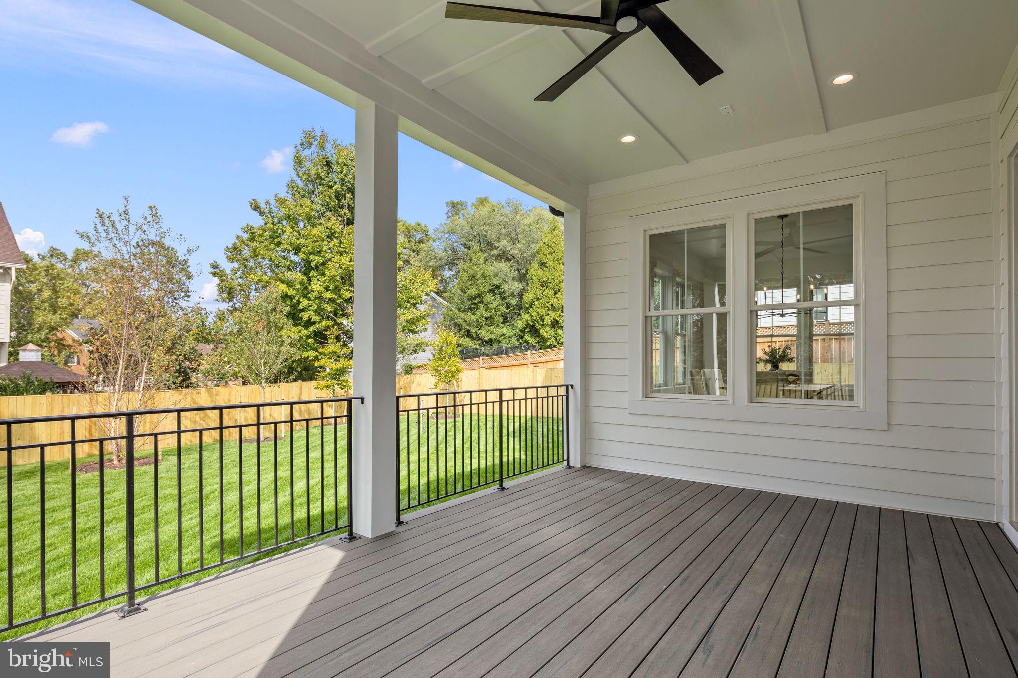 HIGHVIEW TERRACE - Residential