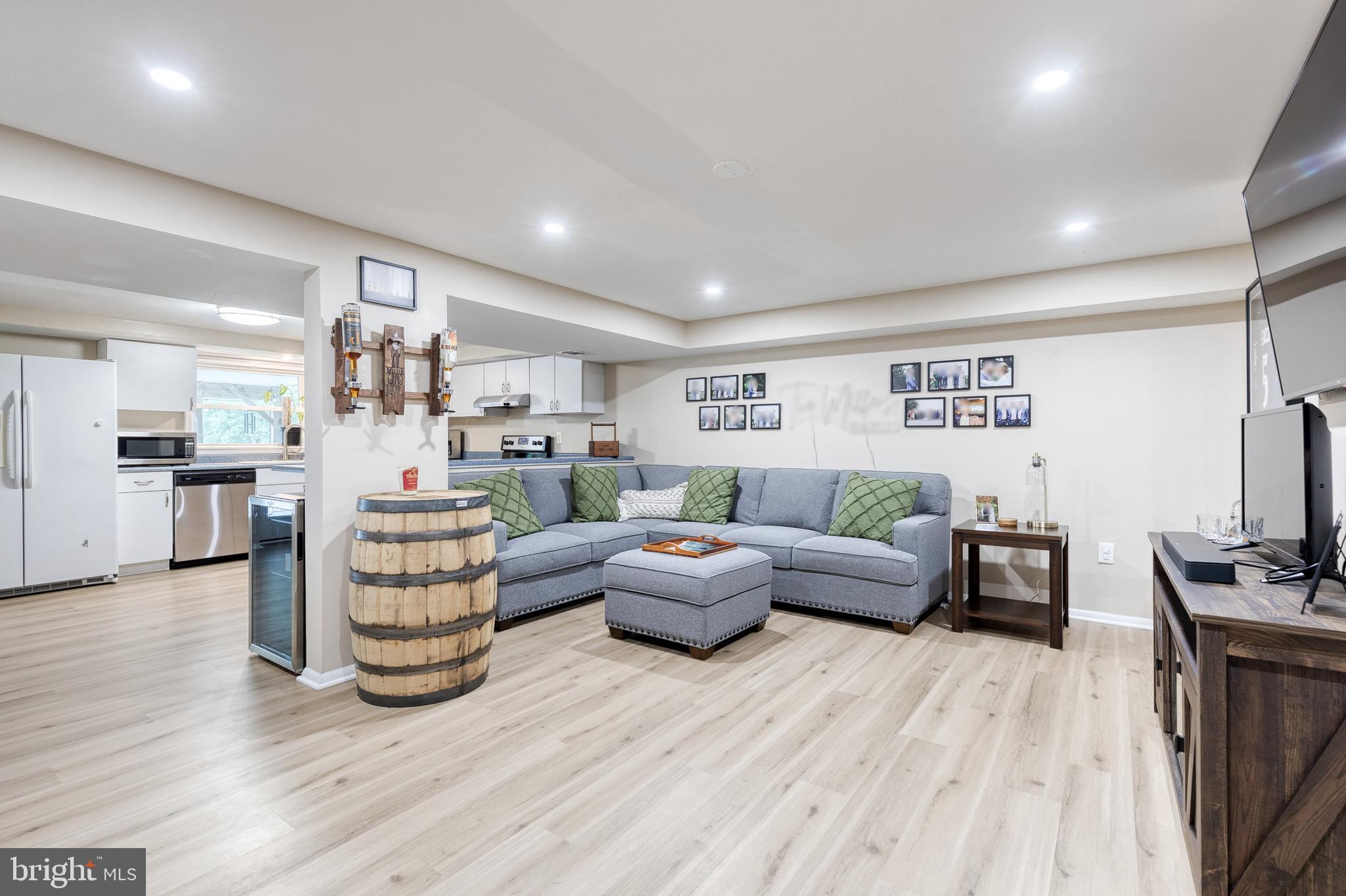 ELDERSBURG - Residential