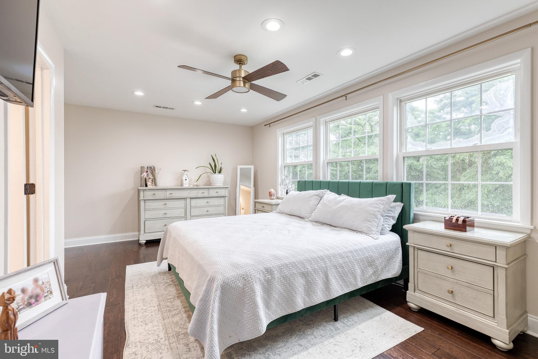 ELDERSBURG - Residential