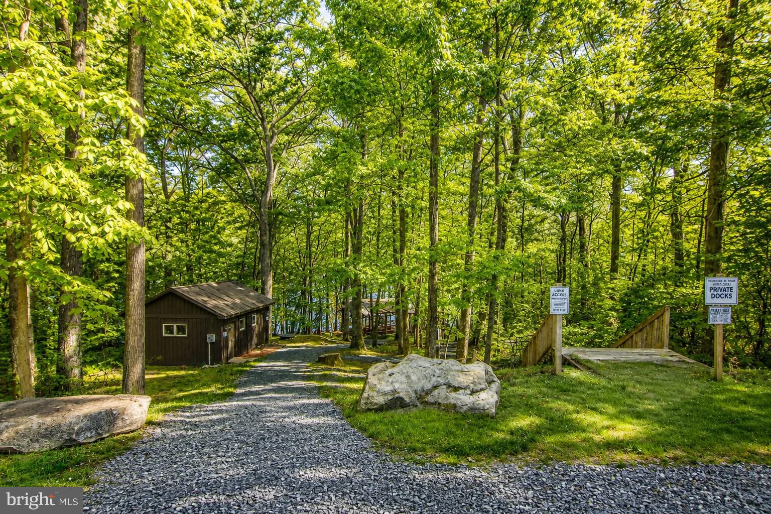 DEEP CREEK HIGHLANDS - Residential