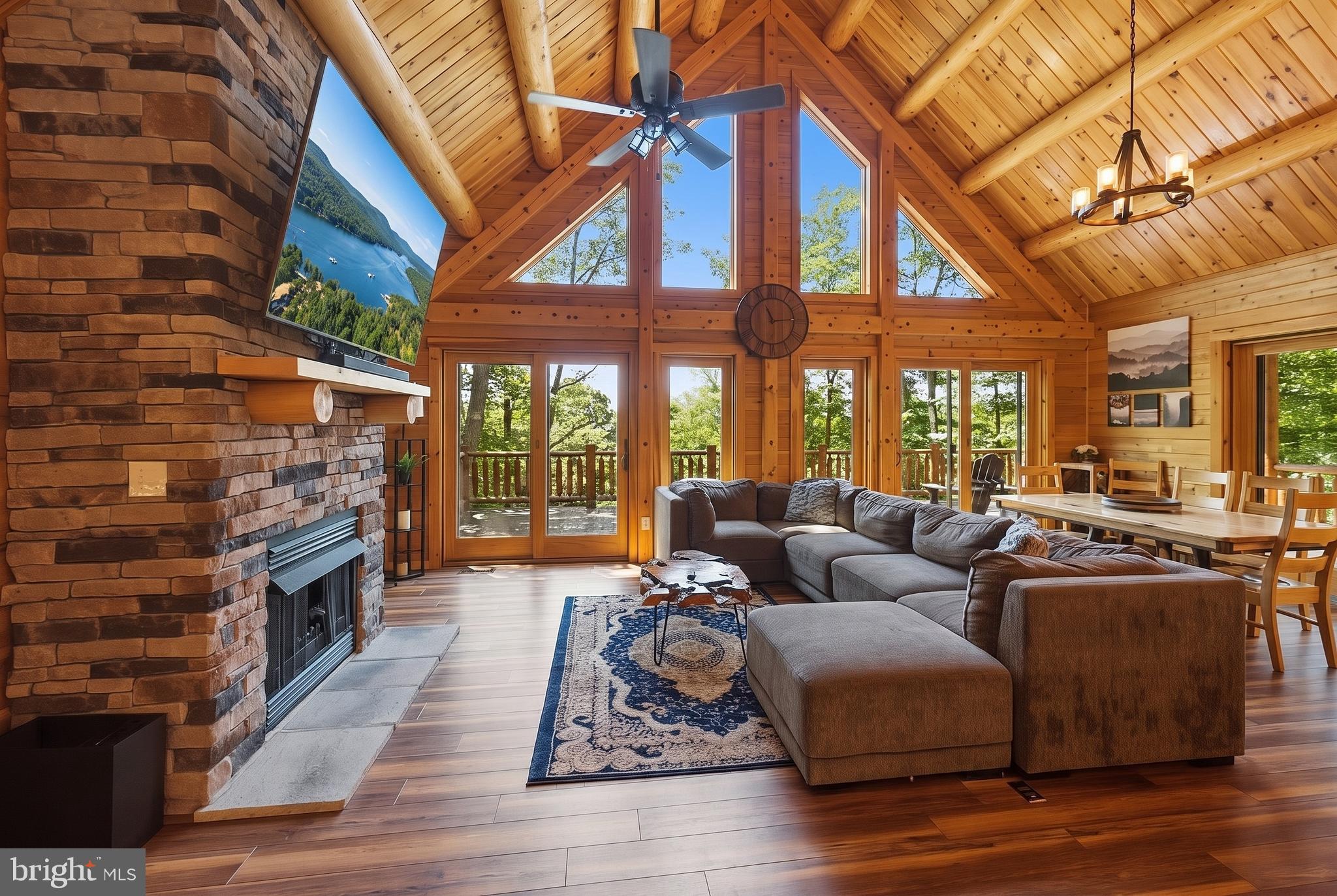 DEEP CREEK HIGHLANDS - Residential