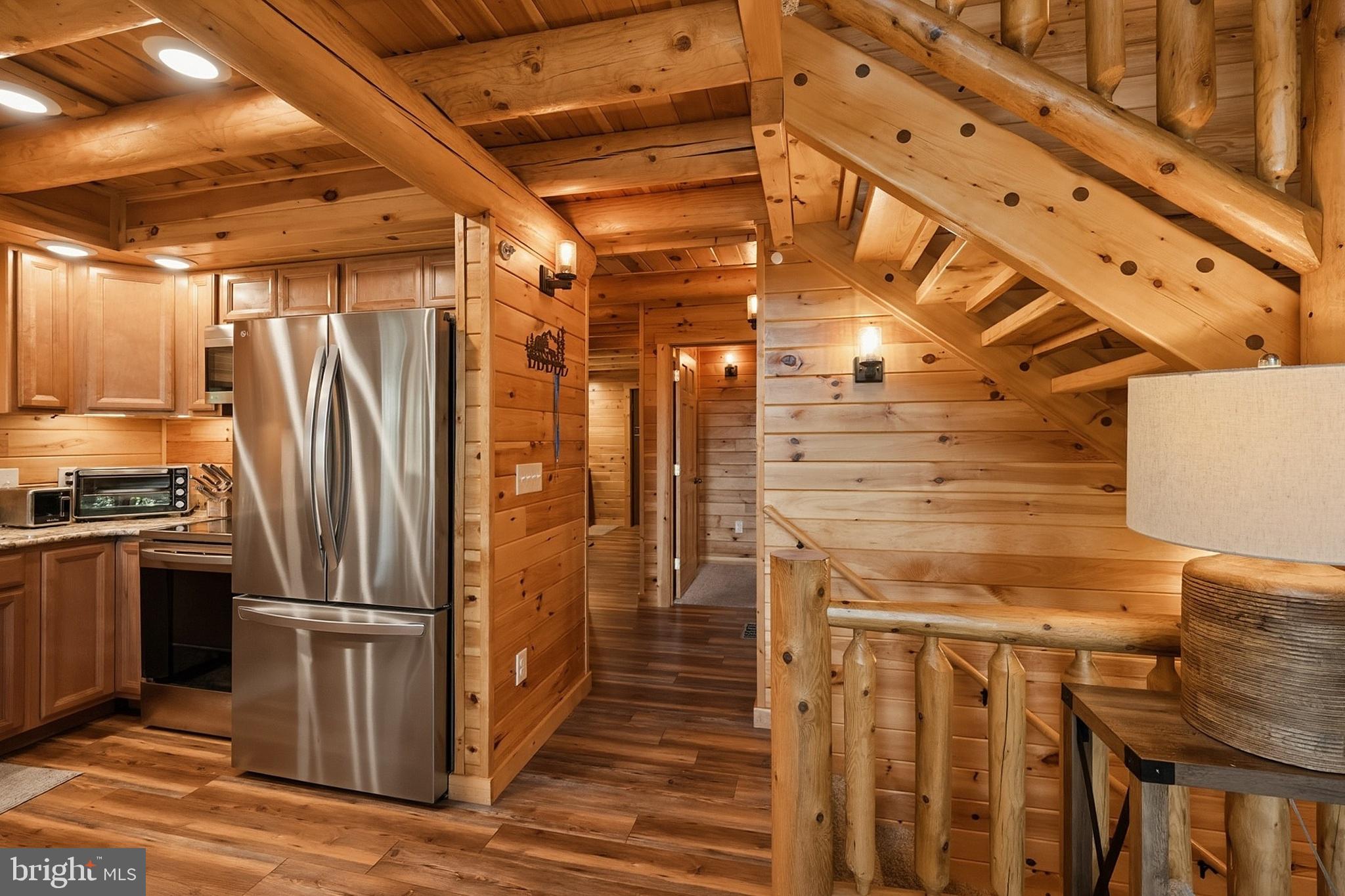 DEEP CREEK HIGHLANDS - Residential
