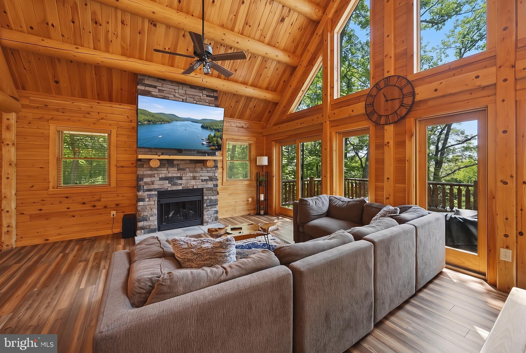 DEEP CREEK HIGHLANDS - Residential