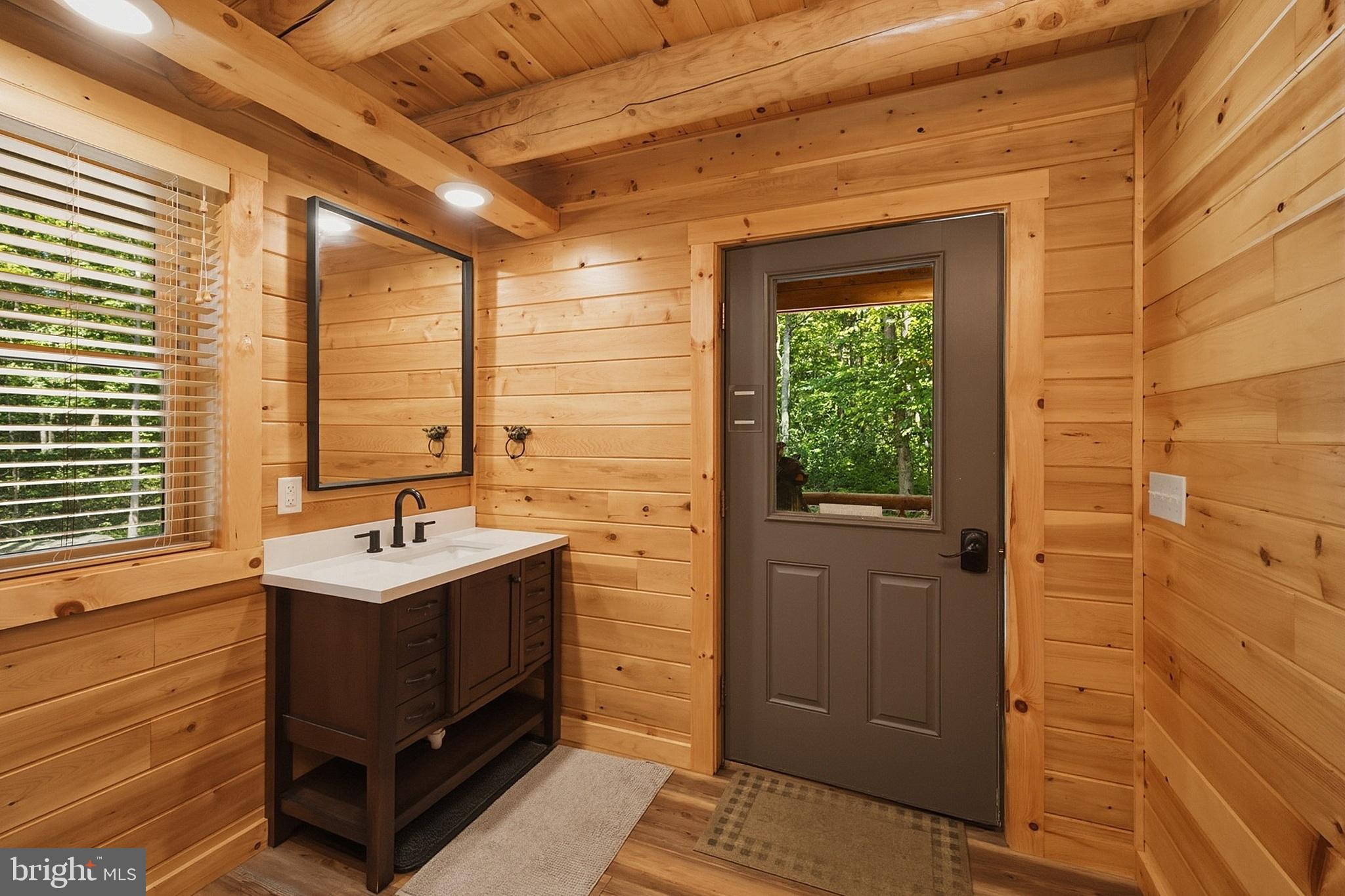 DEEP CREEK HIGHLANDS - Residential
