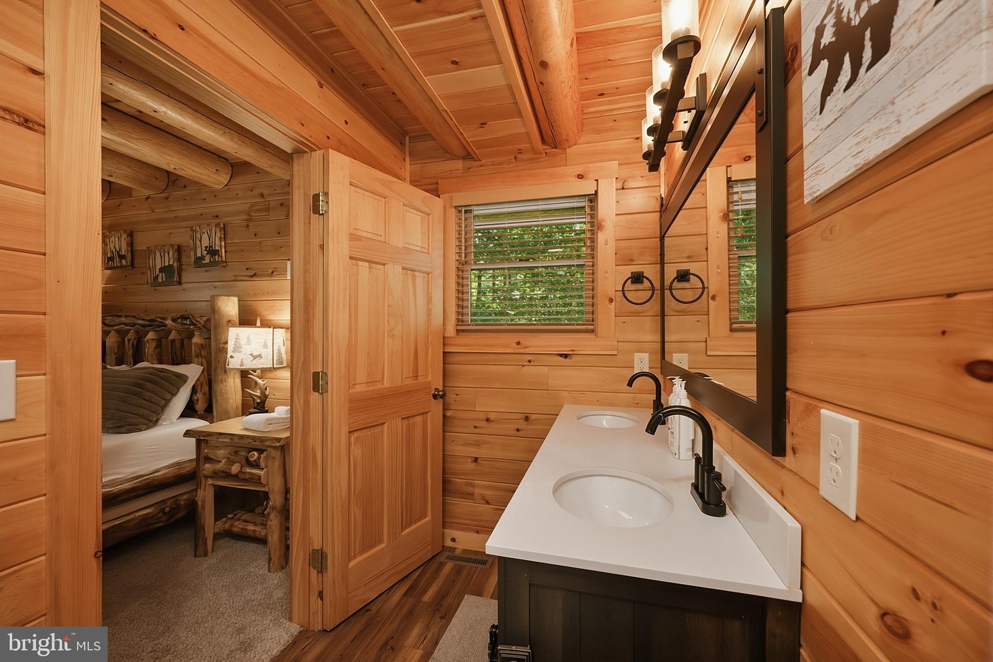 DEEP CREEK HIGHLANDS - Residential