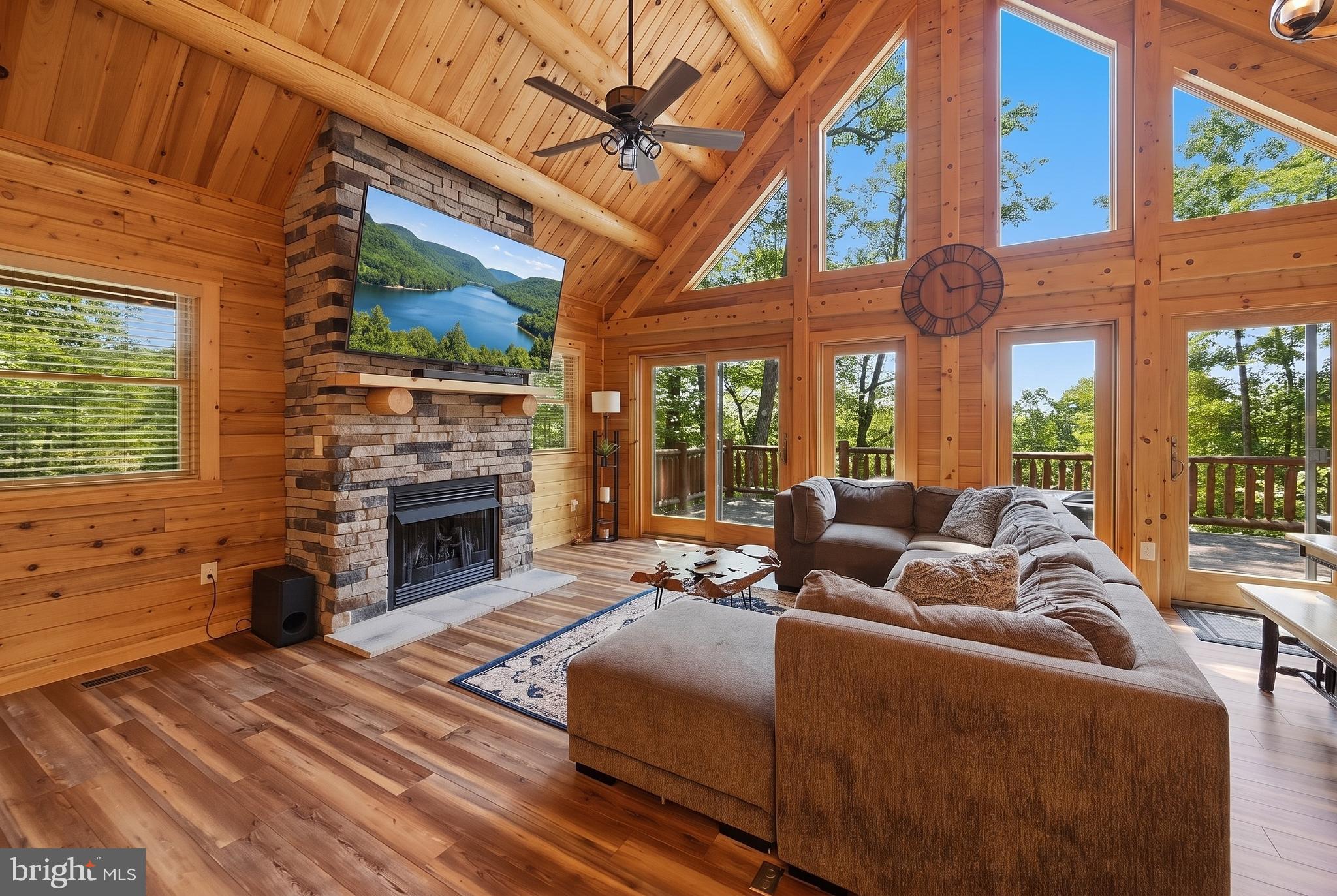DEEP CREEK HIGHLANDS - Residential