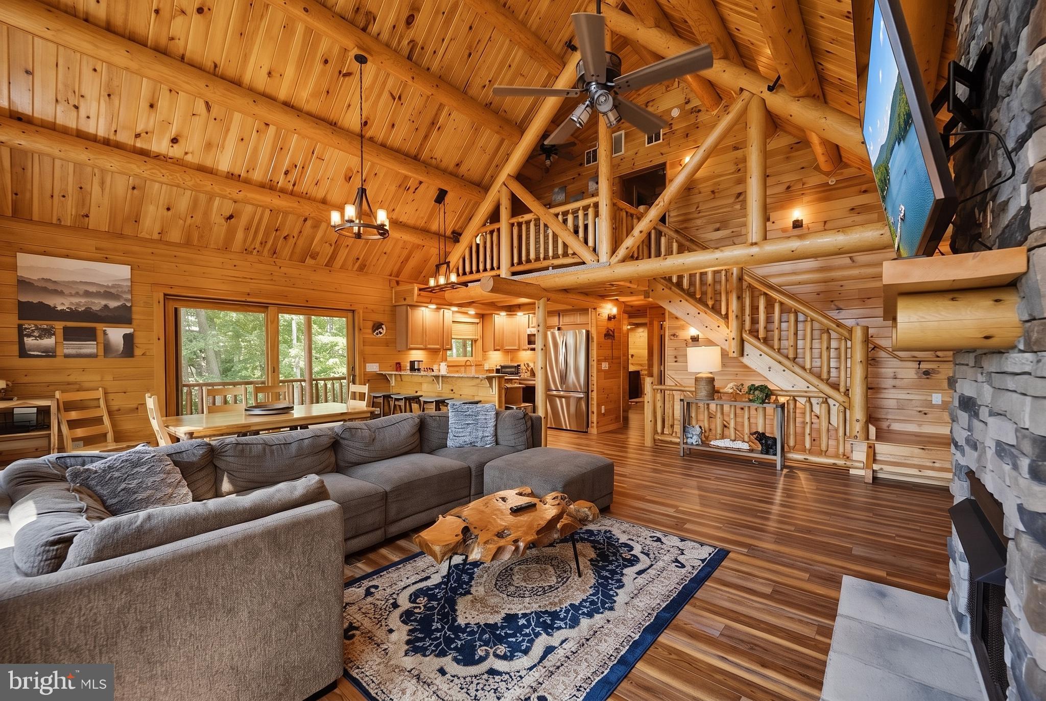 DEEP CREEK HIGHLANDS - Residential