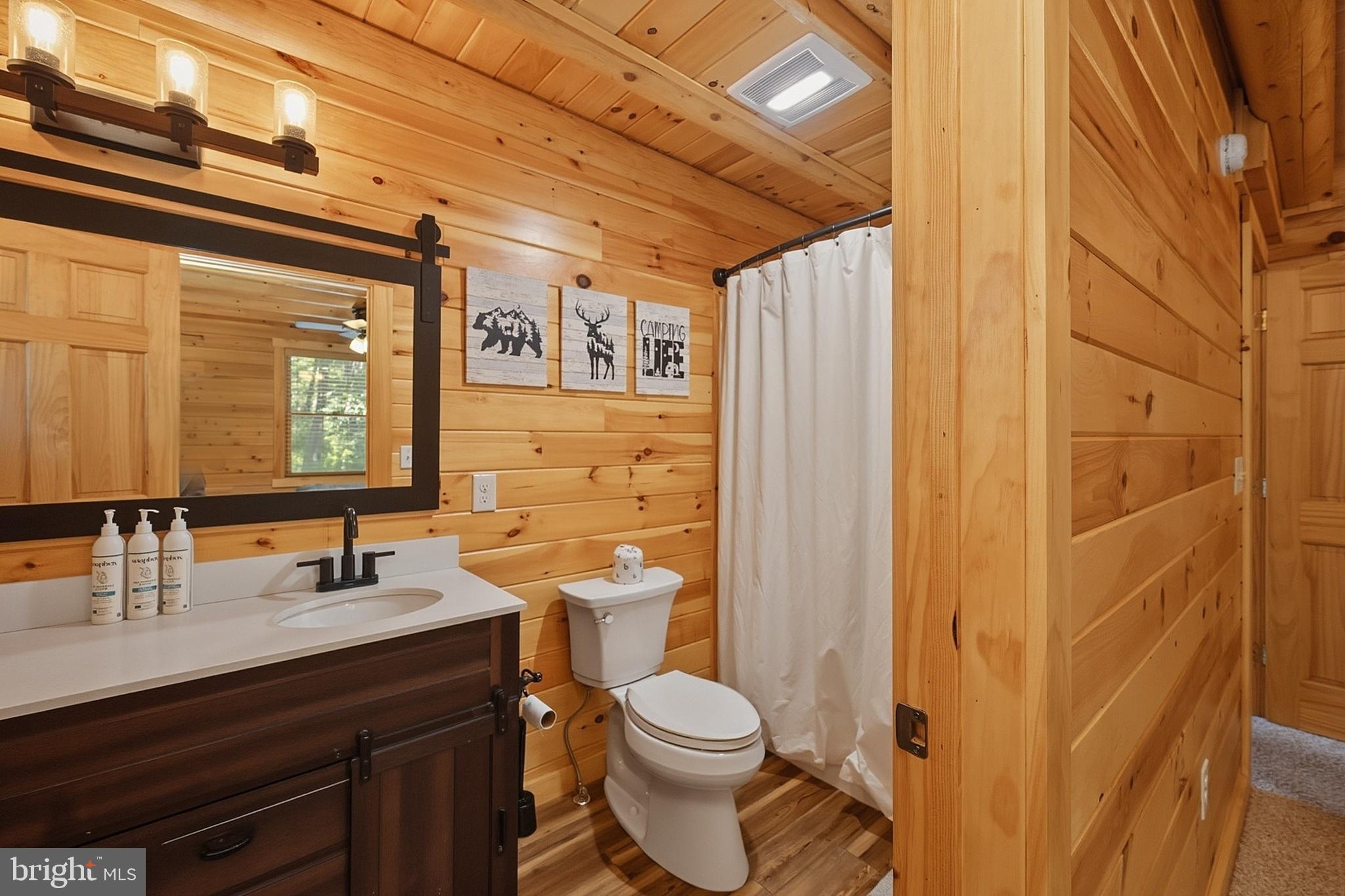 DEEP CREEK HIGHLANDS - Residential