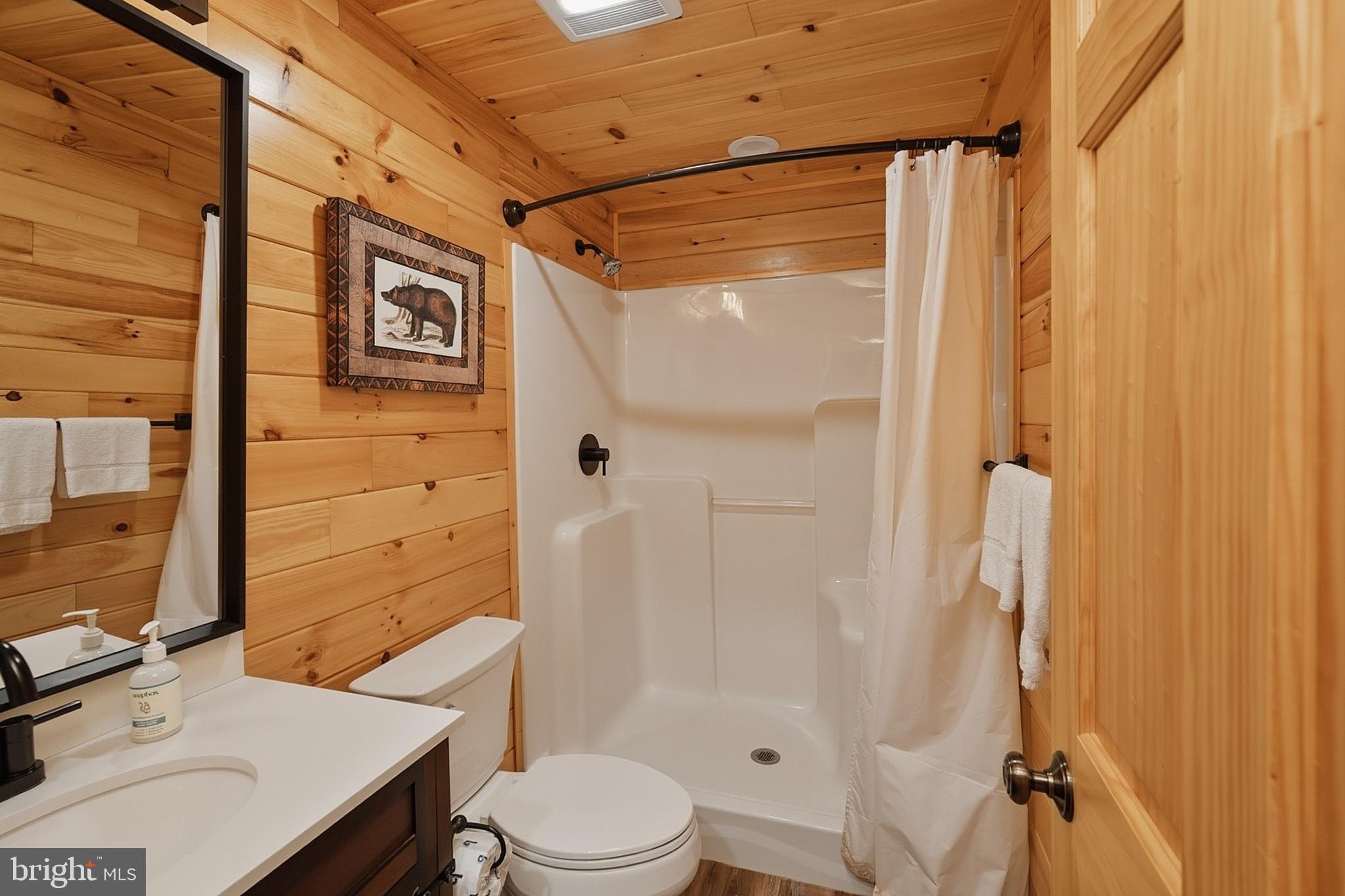 DEEP CREEK HIGHLANDS - Residential
