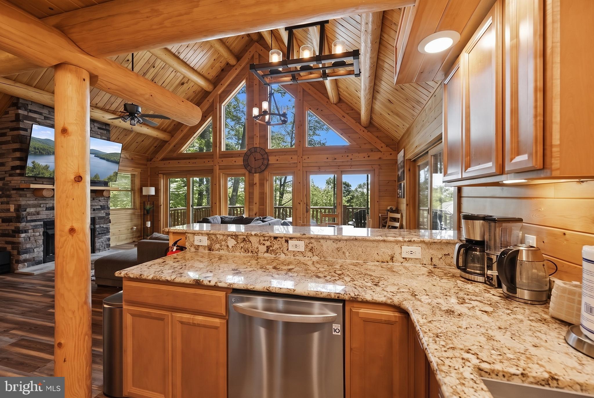 DEEP CREEK HIGHLANDS - Residential