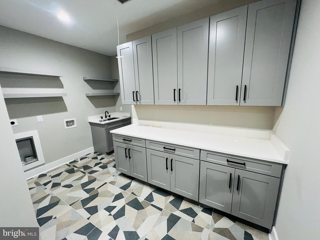 PIMMIT HILLS - Residential