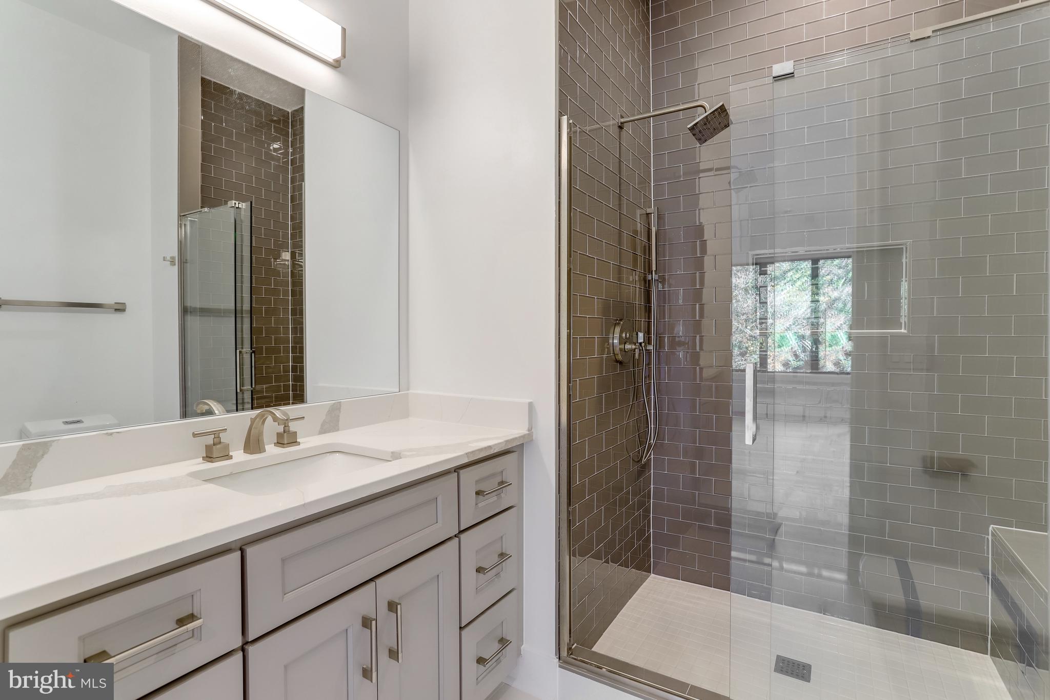 FOREST VILLA WOODS - Residential