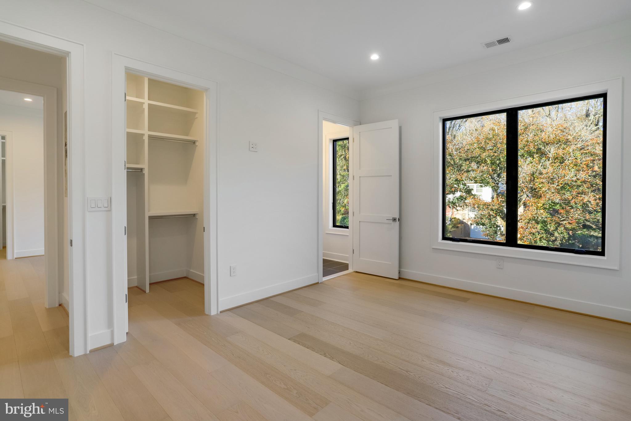 FOREST VILLA WOODS - Residential