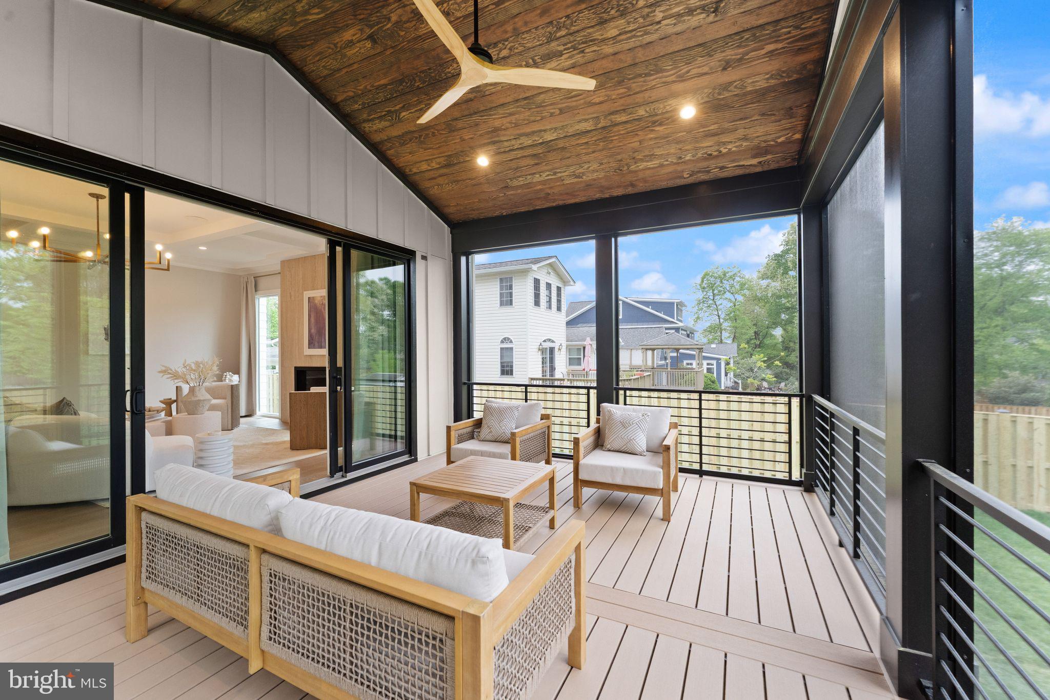 WEST VIENNA WOODS - Residential