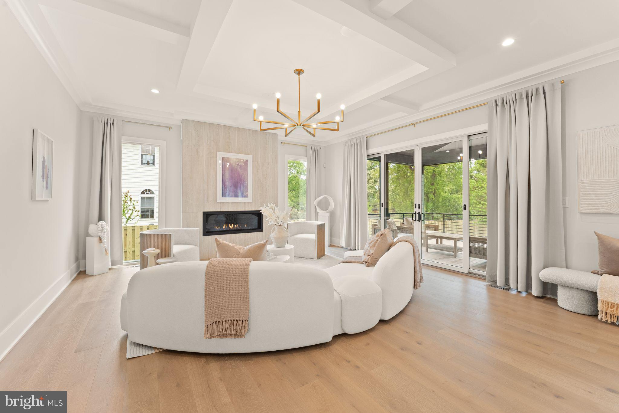 WEST VIENNA WOODS - Residential