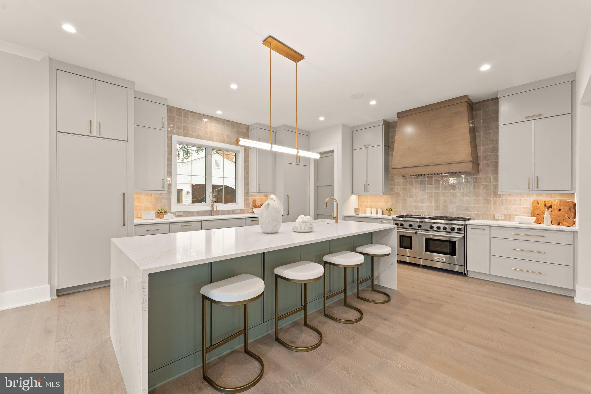 WEST VIENNA WOODS - Residential