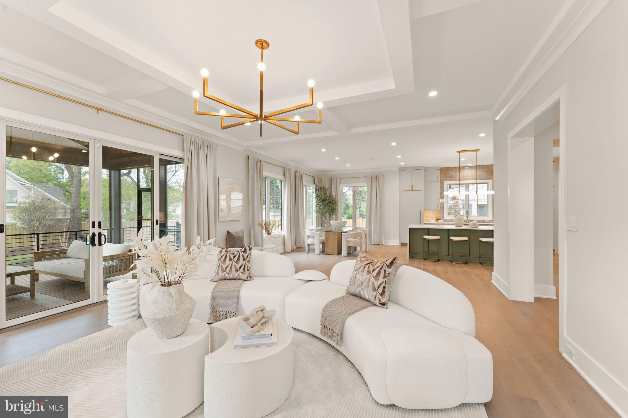 WEST VIENNA WOODS - Residential