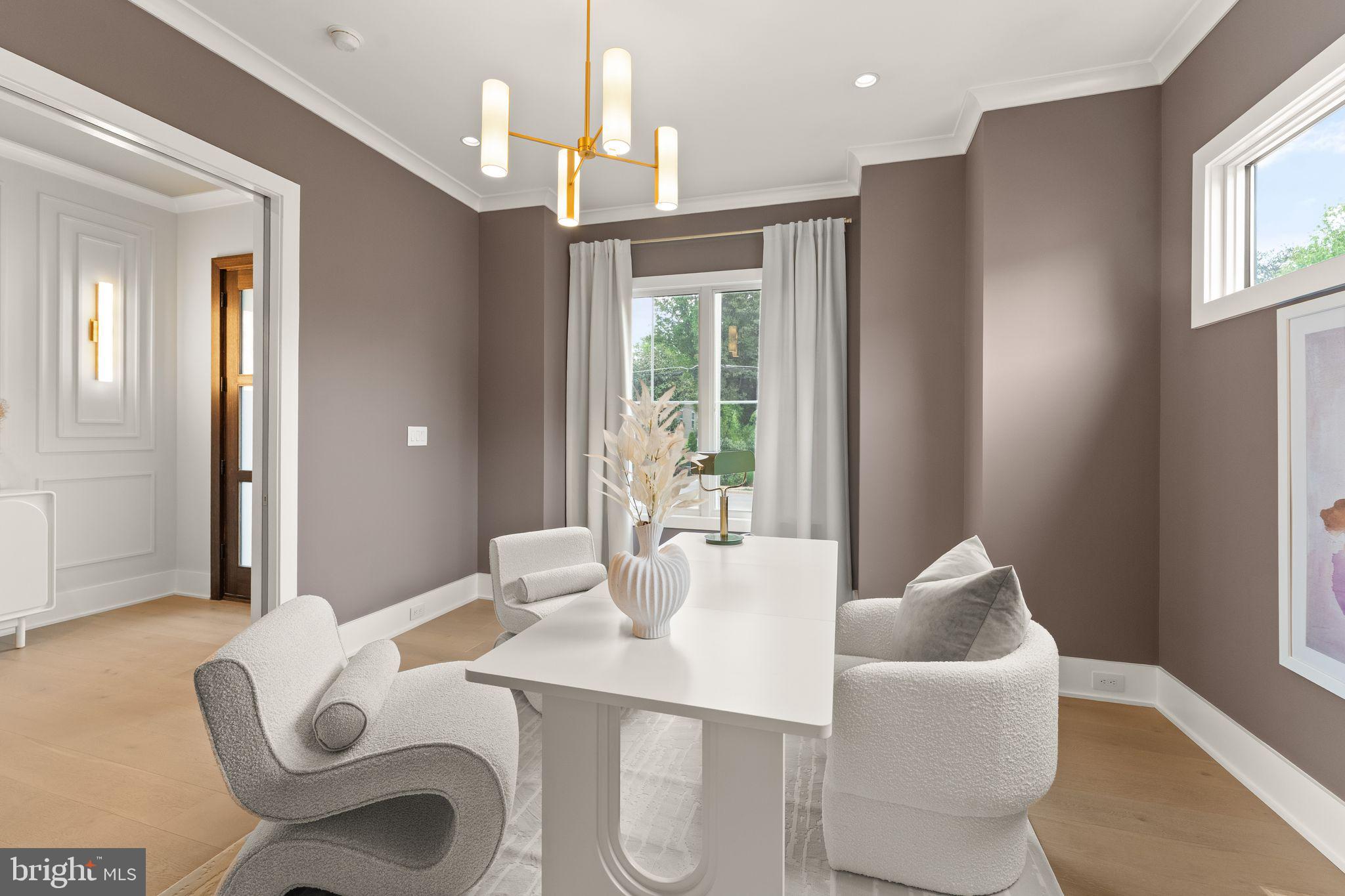 WEST VIENNA WOODS - Residential