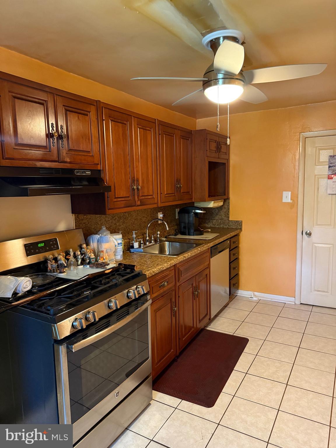 COLLINGDALE - Residential