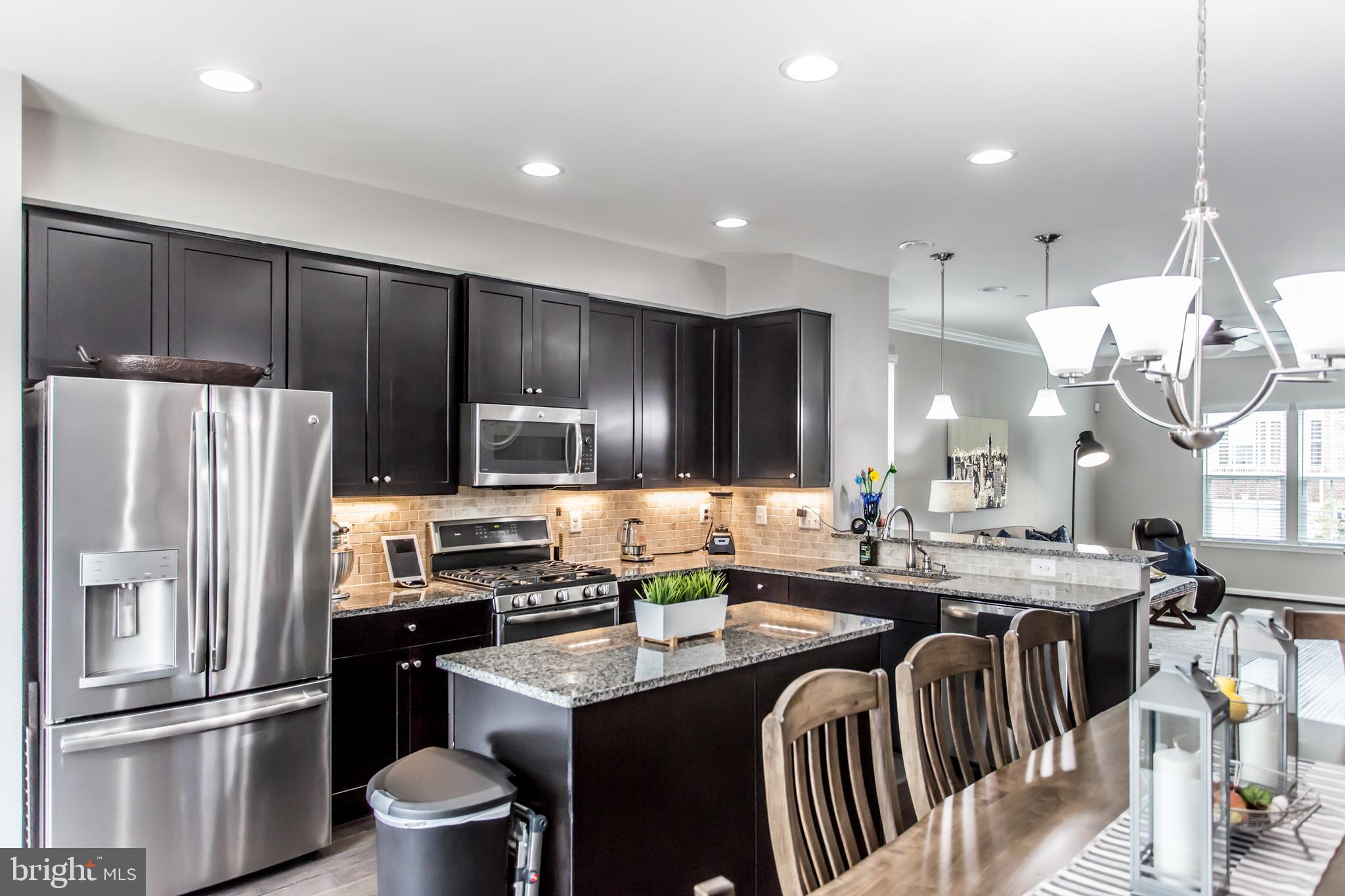 FEATHERSTONE STATION CONDOMINIUMS - Residential