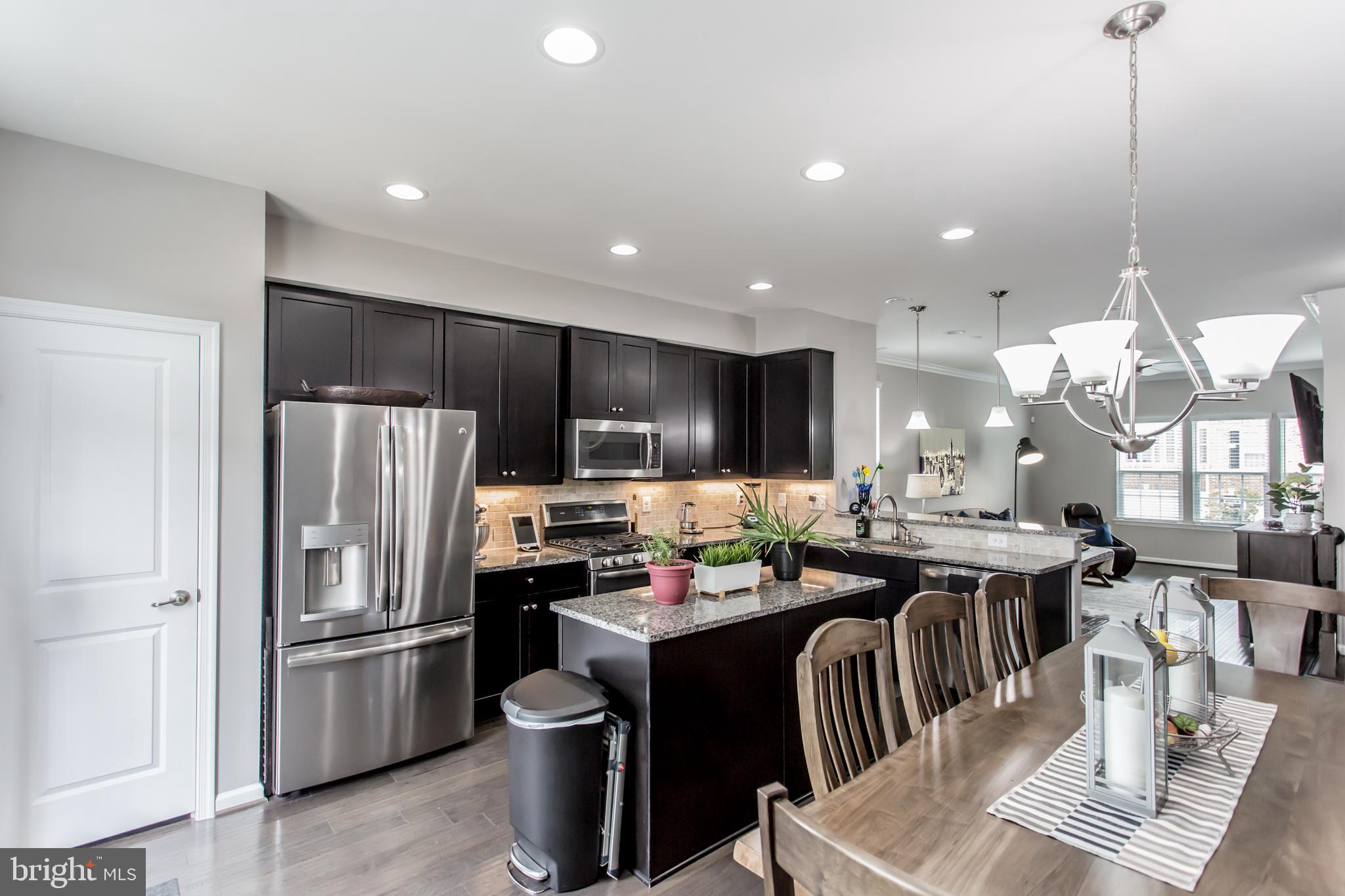 FEATHERSTONE STATION CONDOMINIUMS - Residential