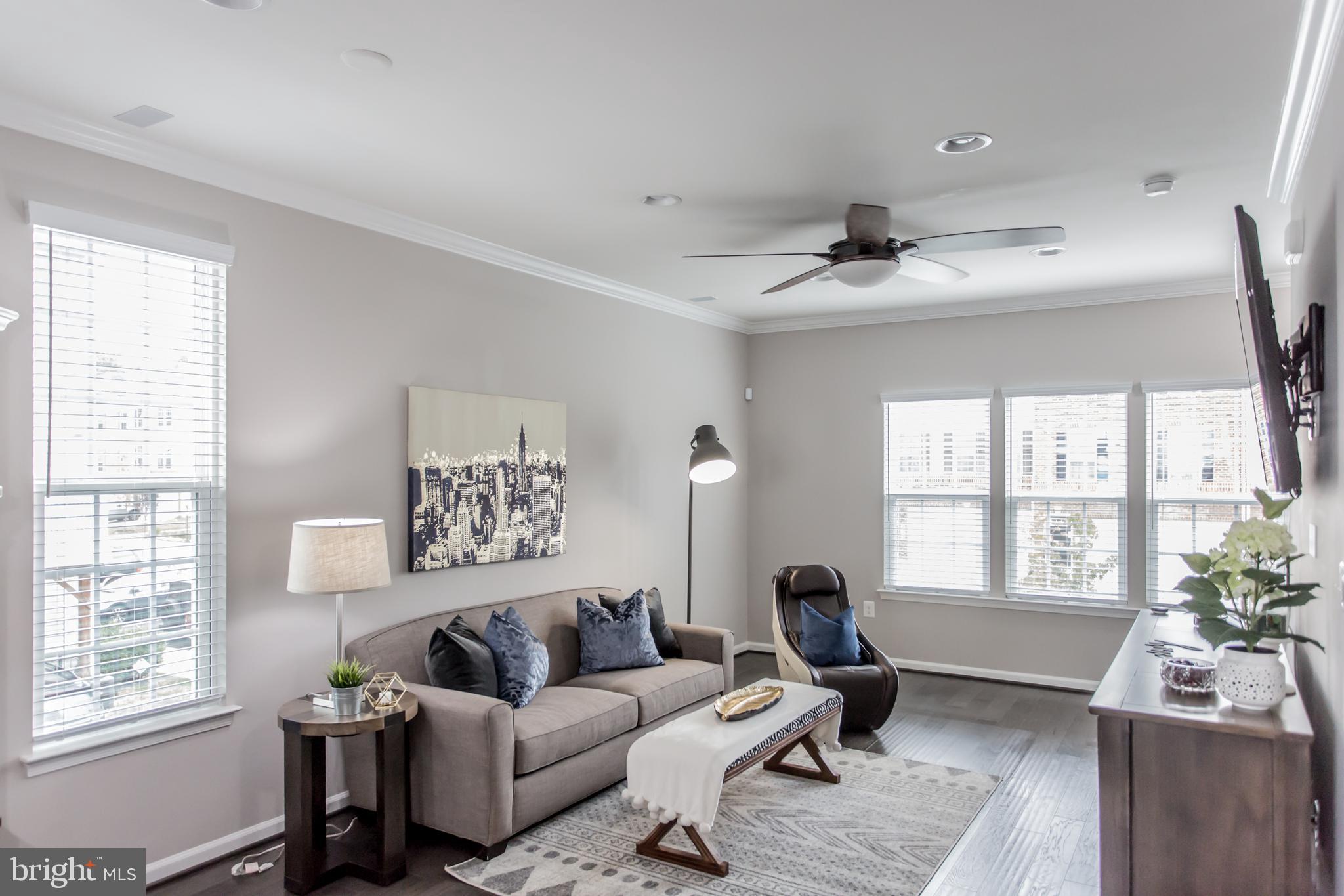 FEATHERSTONE STATION CONDOMINIUMS - Residential