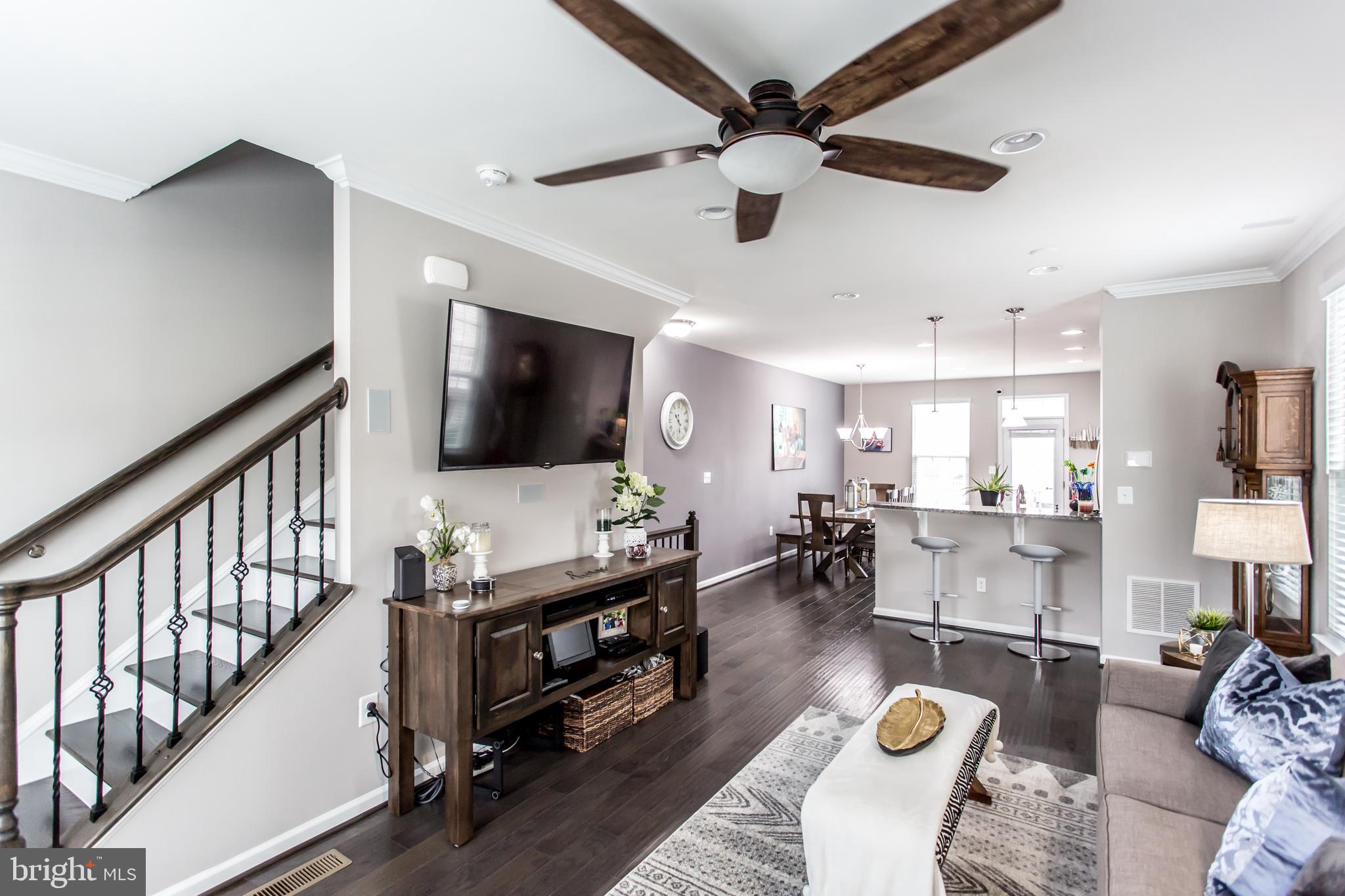 FEATHERSTONE STATION CONDOMINIUMS - Residential