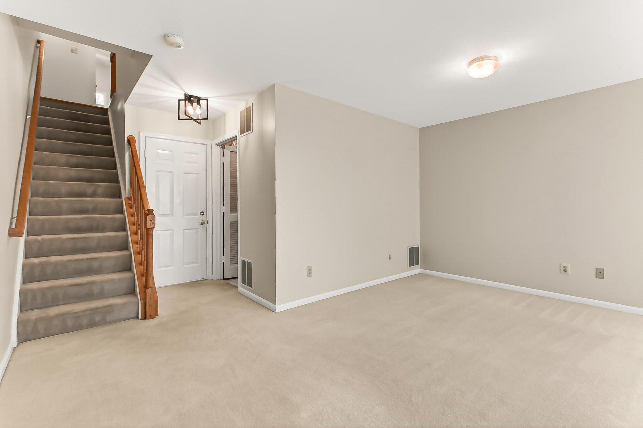 MCNAIR FARMS LANDBAY 11 - Residential
