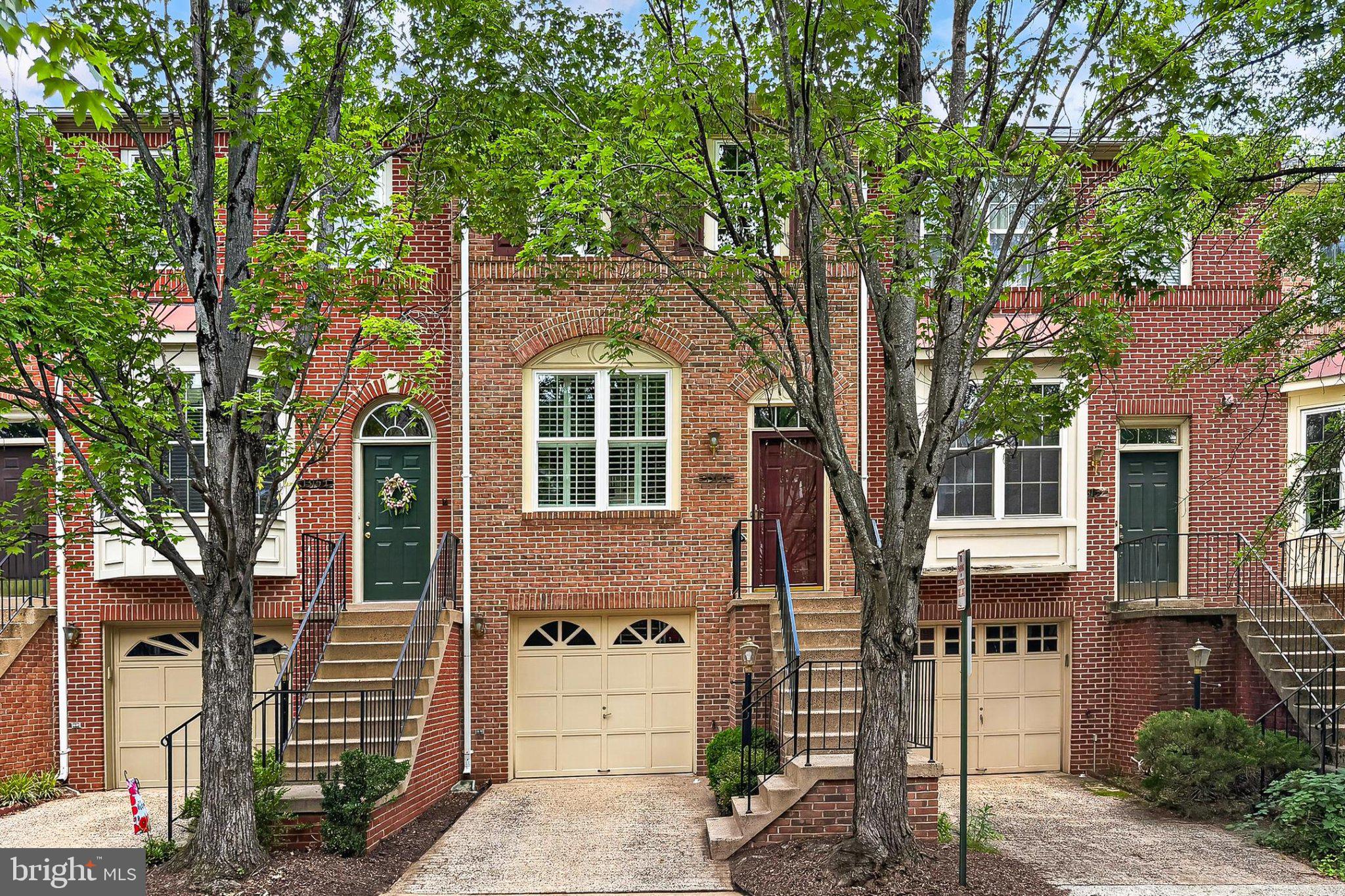 MCNAIR FARMS LANDBAY 11 - Residential