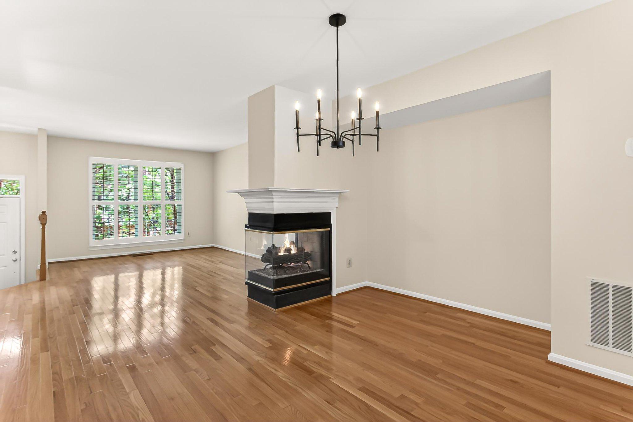 MCNAIR FARMS LANDBAY 11 - Residential
