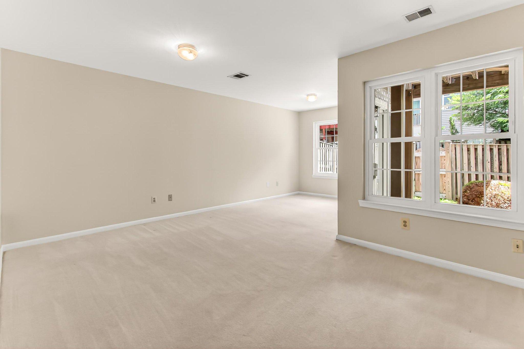 MCNAIR FARMS LANDBAY 11 - Residential