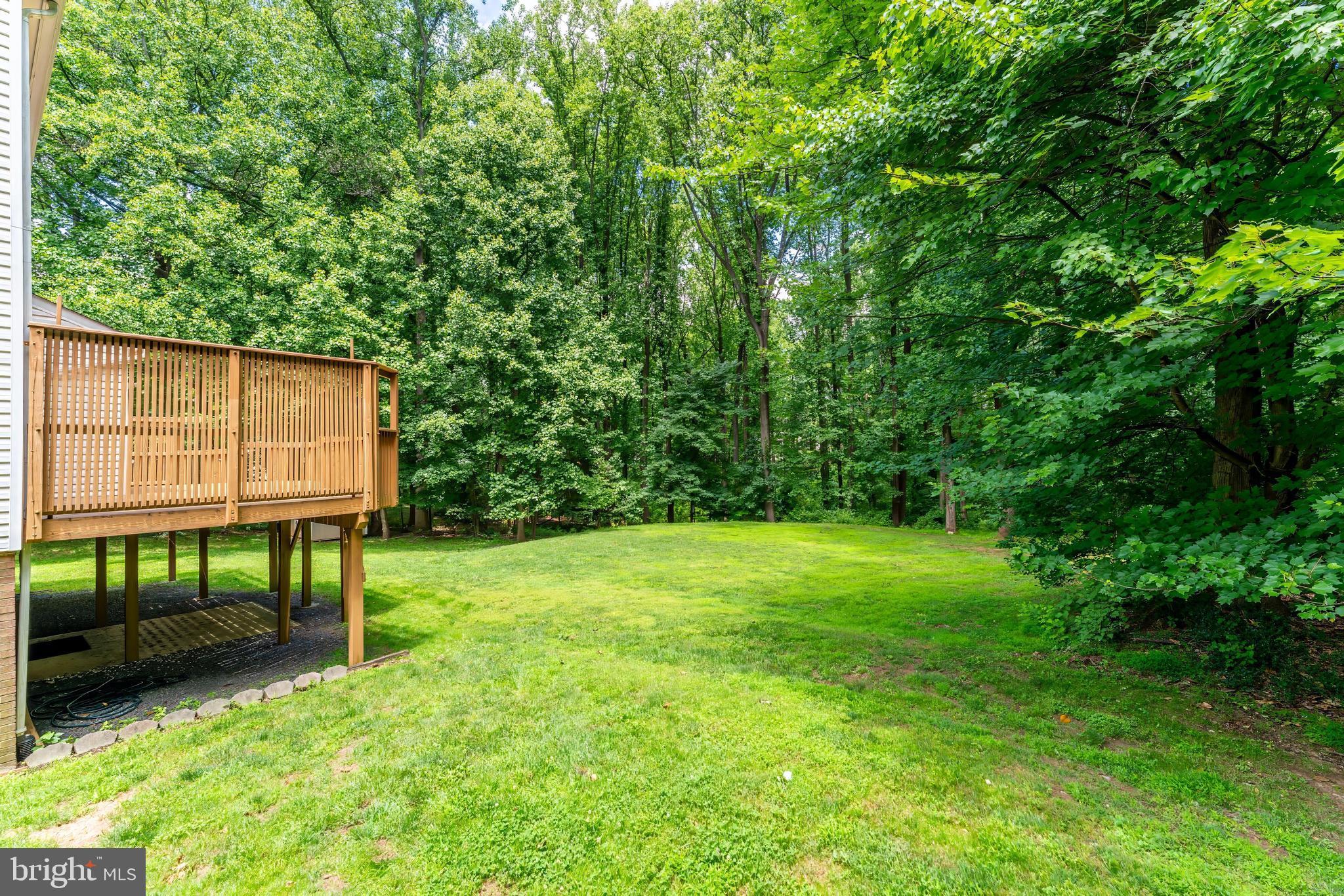 HOLLY KNOLL - Residential