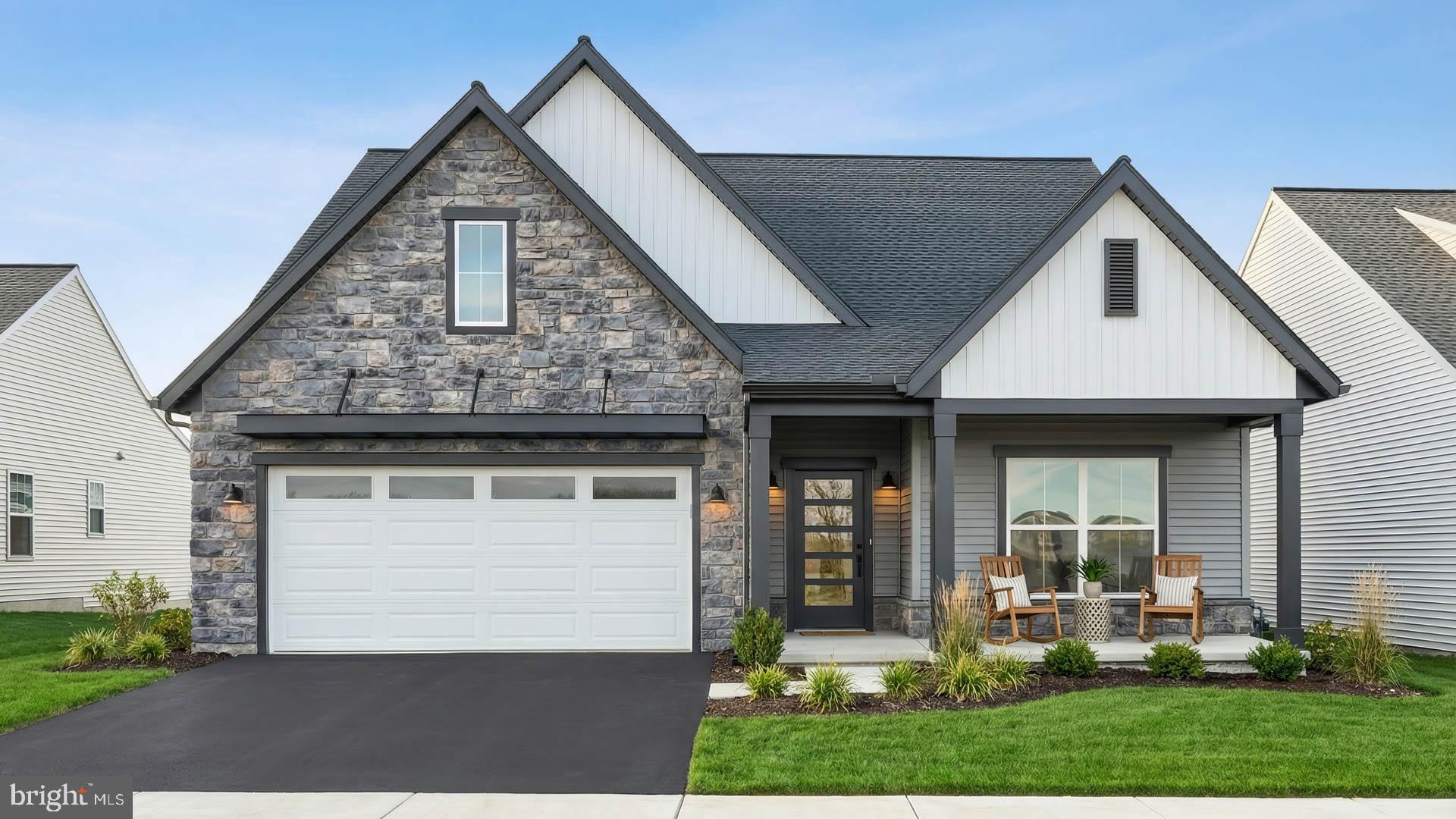 WINDING CREEK - Residential