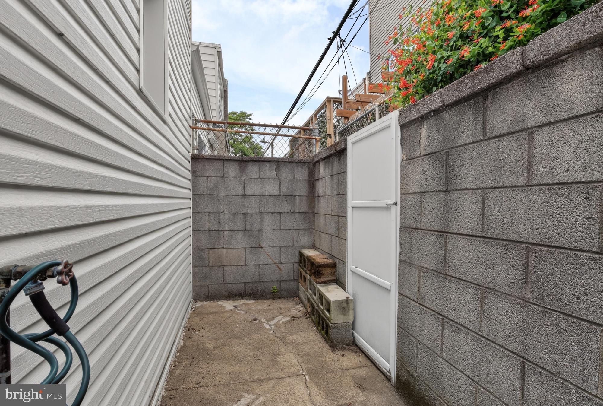 PHILADELPHIA (SOUTH) - Residential