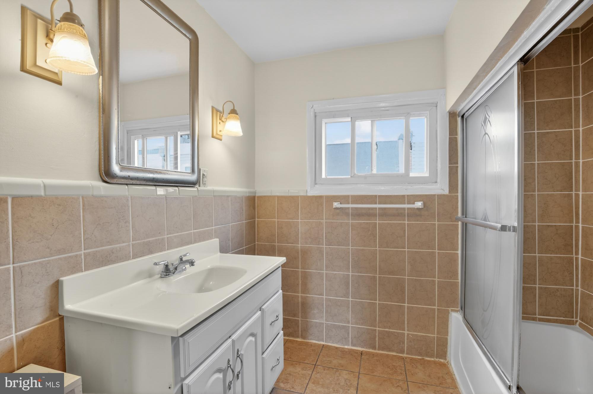 PHILADELPHIA (SOUTH) - Residential