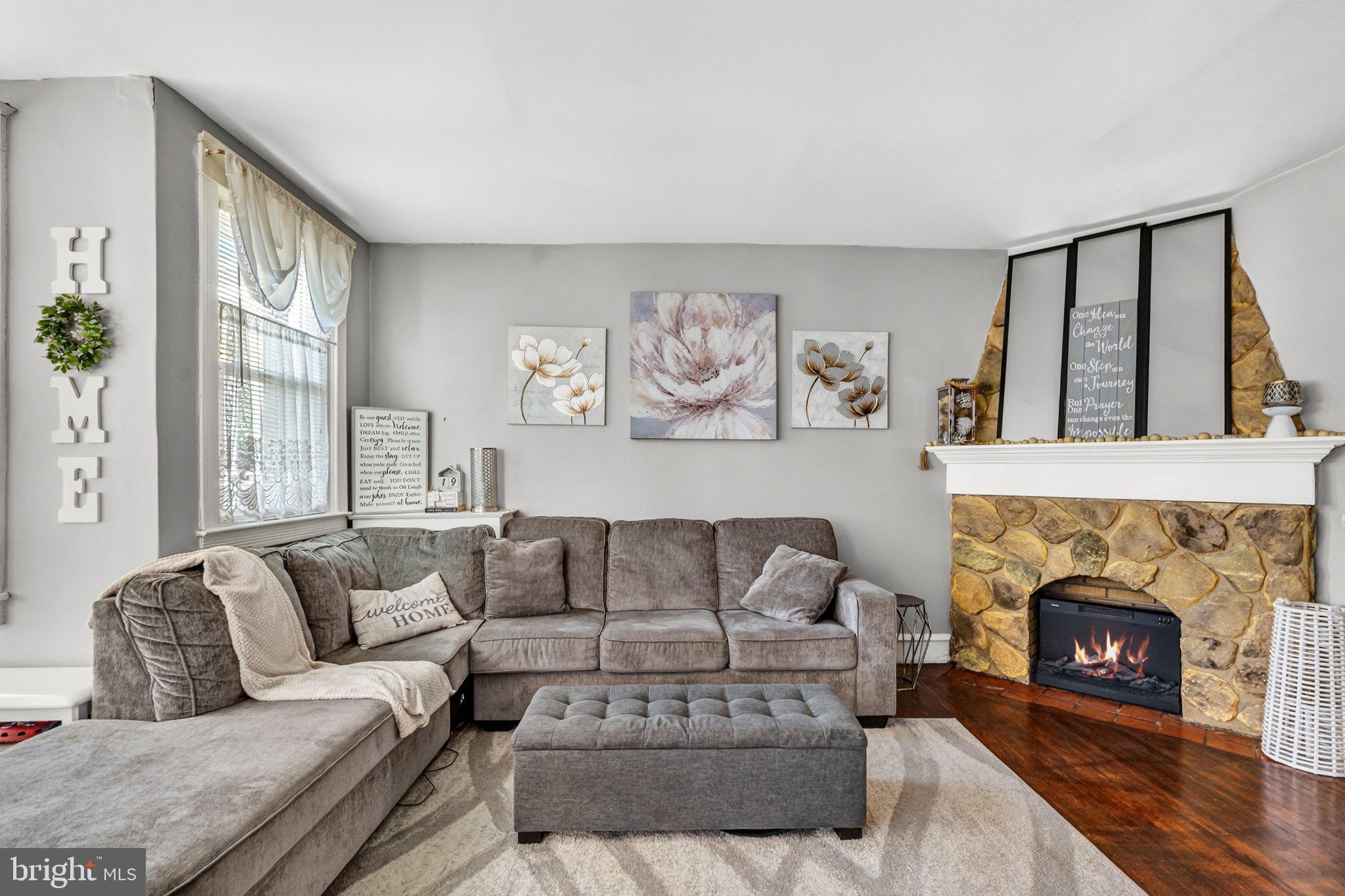 MAYFAIR - Residential