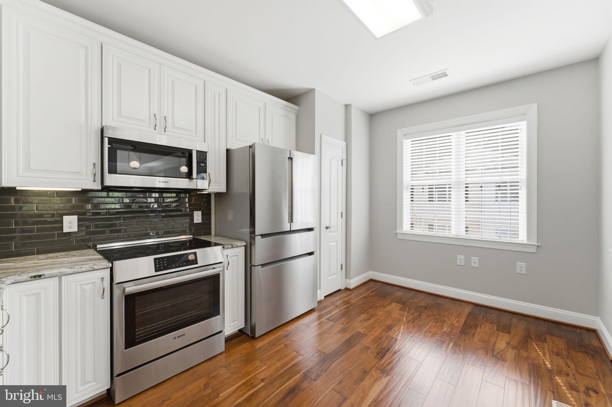 REGENCY AT DOMINION VALLEY - Residential