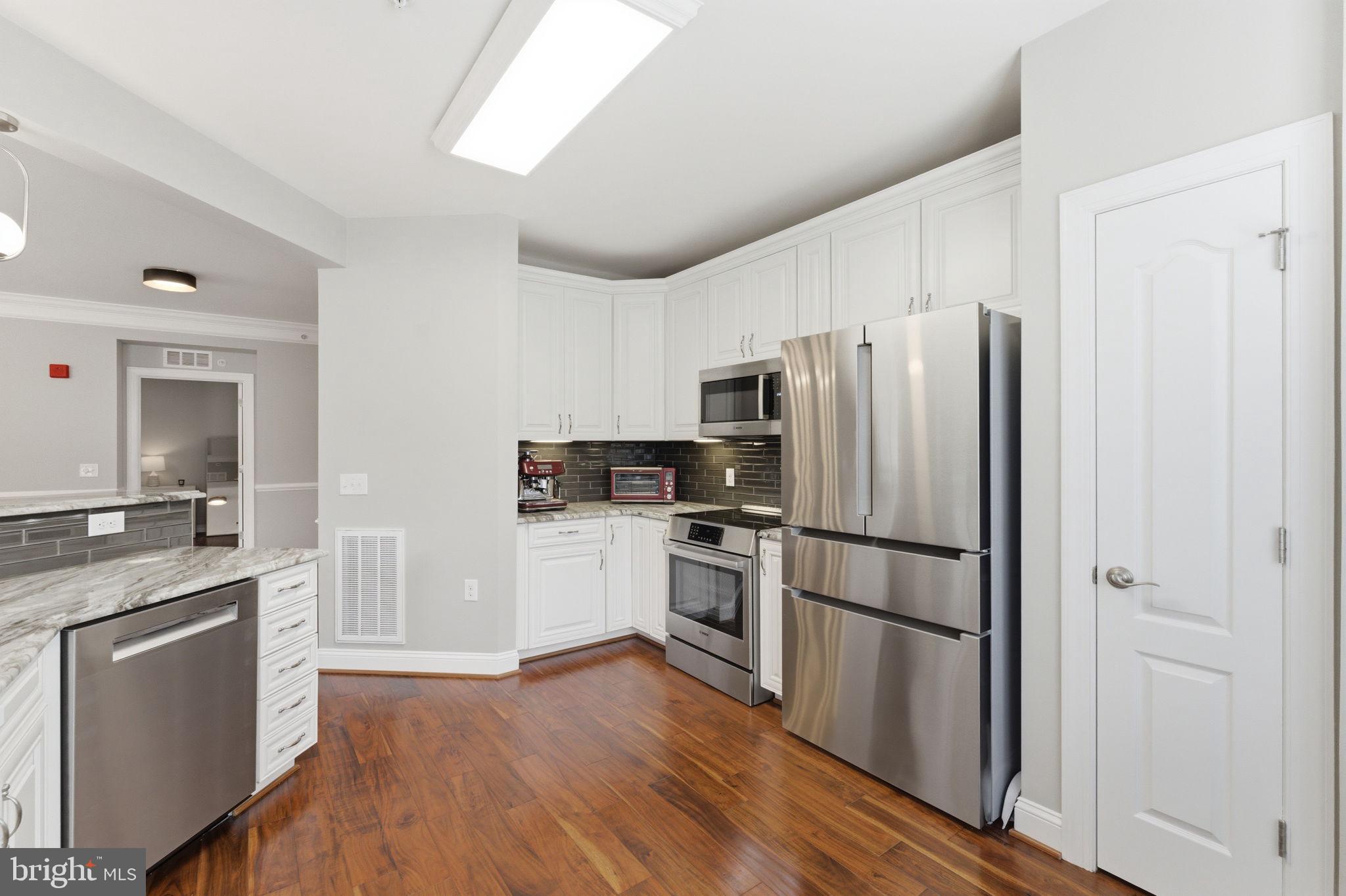 REGENCY AT DOMINION VALLEY - Residential