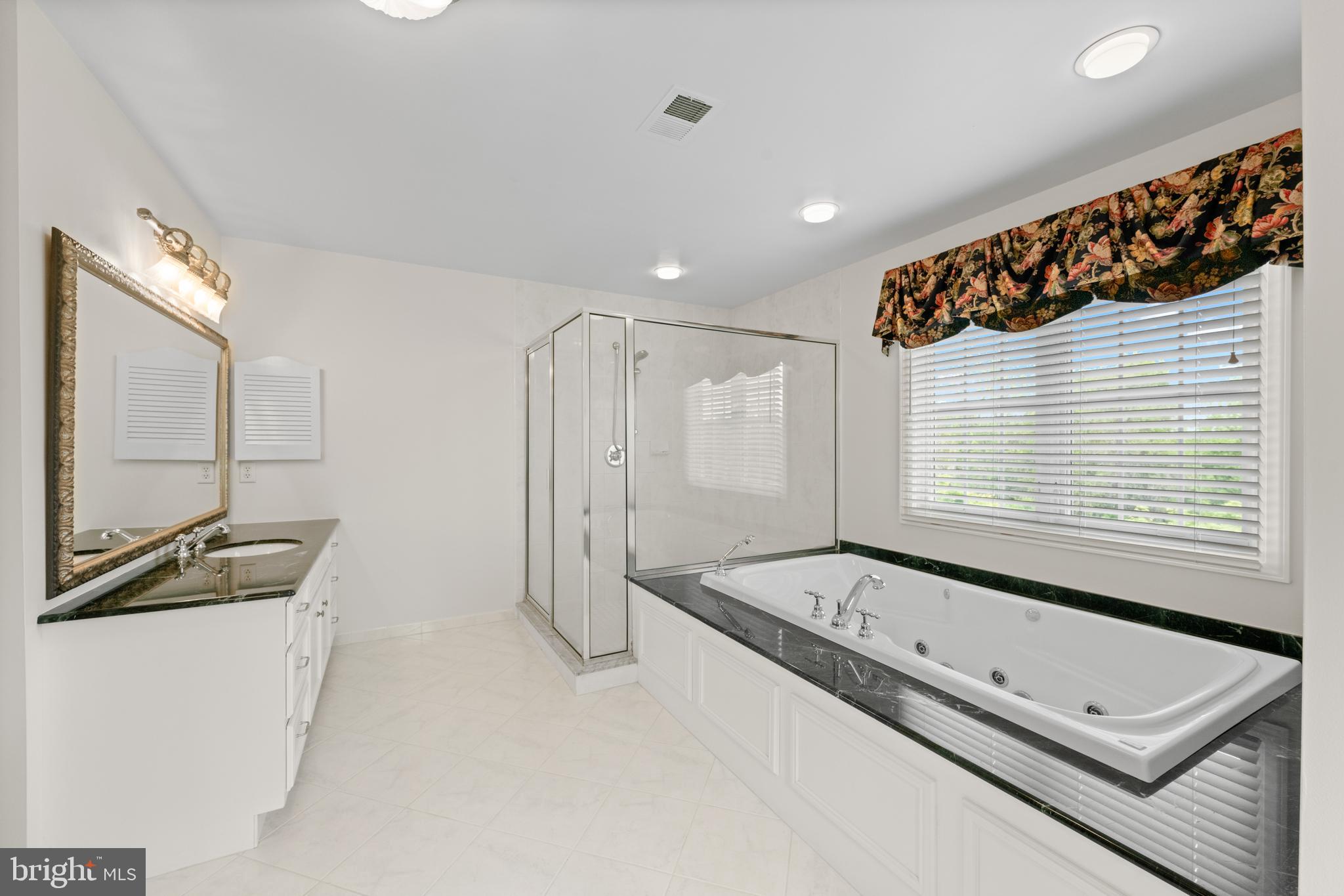 CLAREMONT - Residential