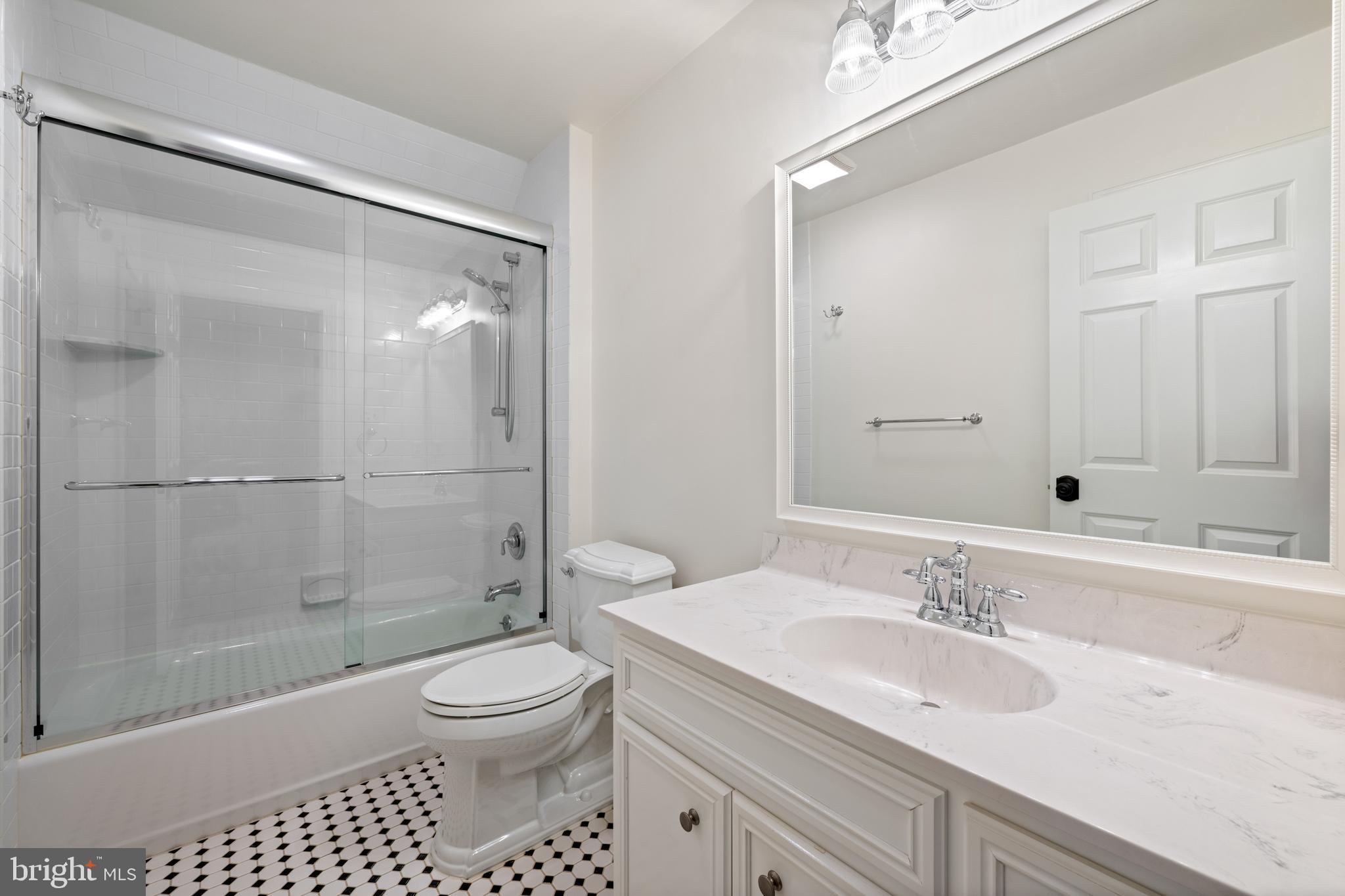 CLAREMONT - Residential