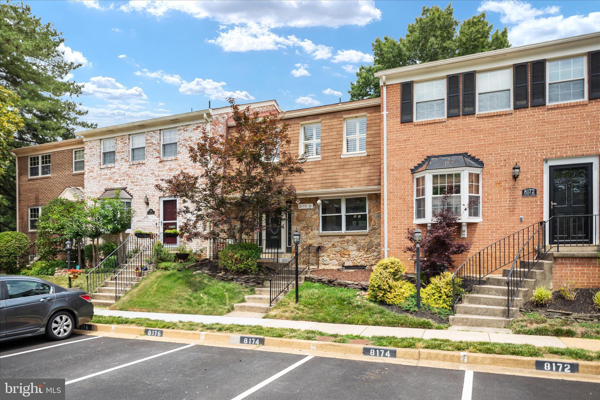 TYSONS MANOR - Residential